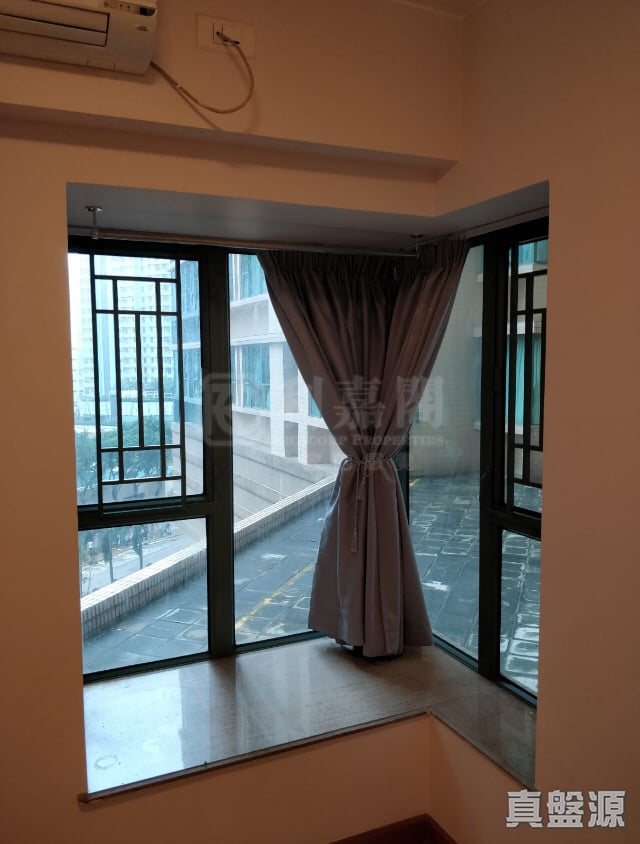 PARK AVENUE PHASE 1 - Tower 6 Low Floor Zone Flat H Olympic Station/Nam Cheong