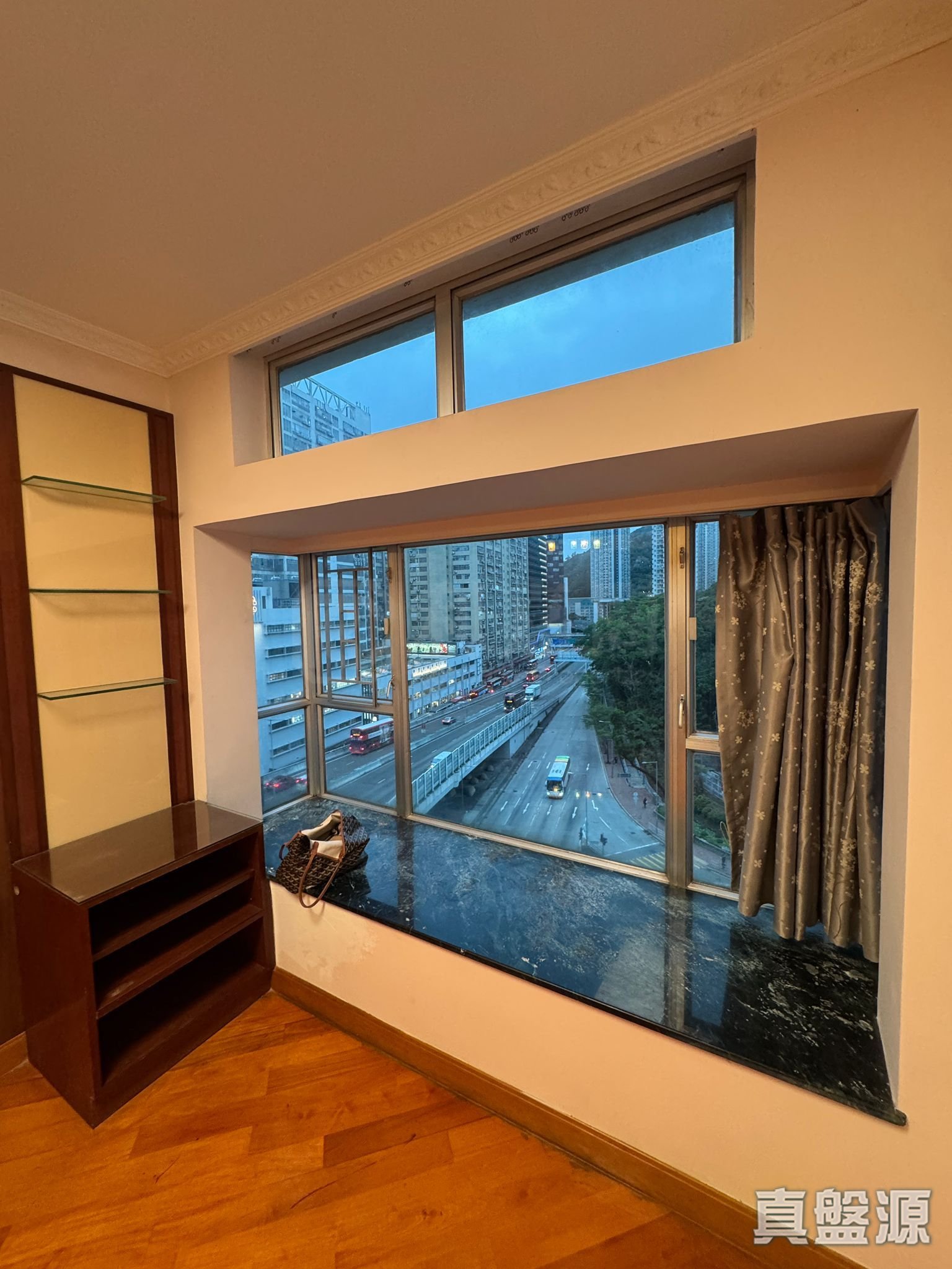 DISCOVERY PARK PHASE 1 - Block 1 Low Floor Zone Flat F Tsuen Wan