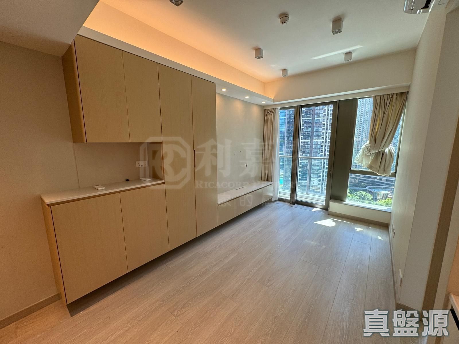 日出康城 9期A MARINI 3座 (3B) 中層 C室 將軍澳