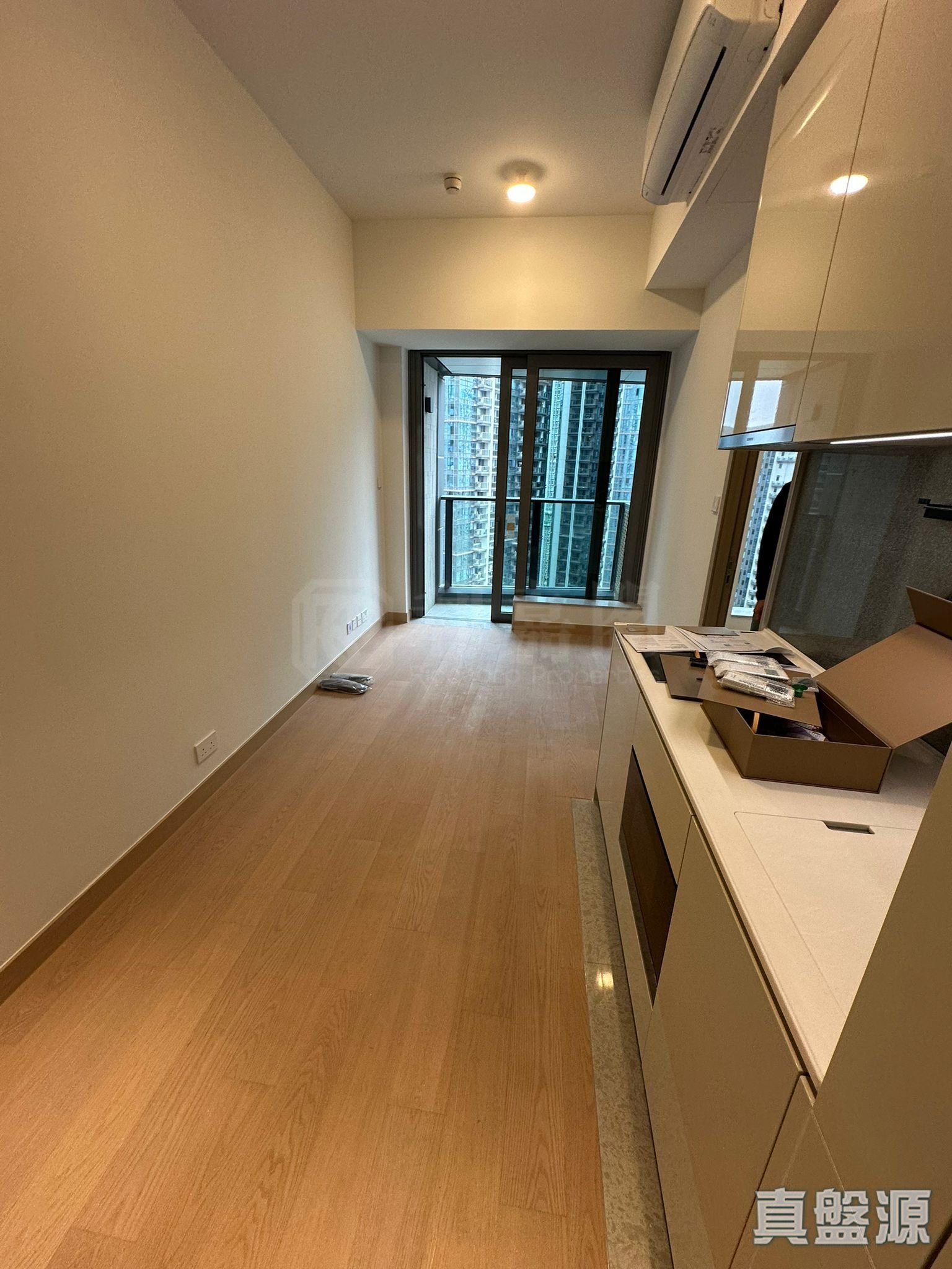 LOHAS PARK PHASE 12C GRAND SEASONS - Tower 1 (1a) High Floor Zone Flat F Tseung Kwan O