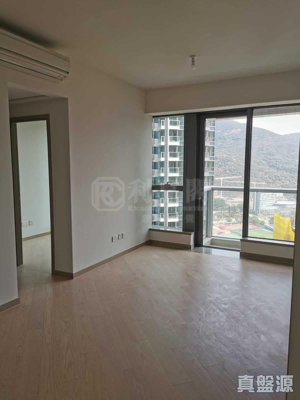 THE SOUTHSIDE PHASE 1 SOUTHLAND - Tower 1 (1a) High Floor Zone Flat E Wong Chuk Hang/Sham Wan