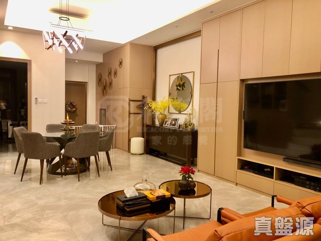 THE CARMEL 深井/青山公路