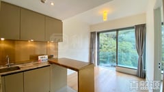 何文田山畔 2座