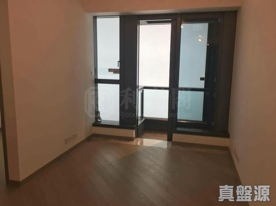 VIBE CENTRO TOWER 1A Medium Floor Zone Flat E To Kwa Wan/Kowloon City/Kai Tak/San Po Kong