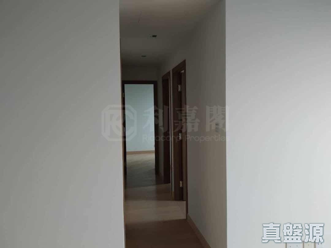 GRAND YOHO PHASE 2 - Tower 5 High Floor Zone Flat F Yuen Long