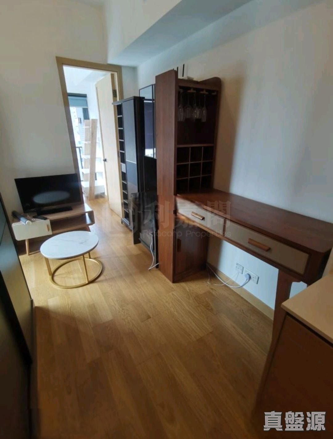 喜遇 高层 E室 西九龙