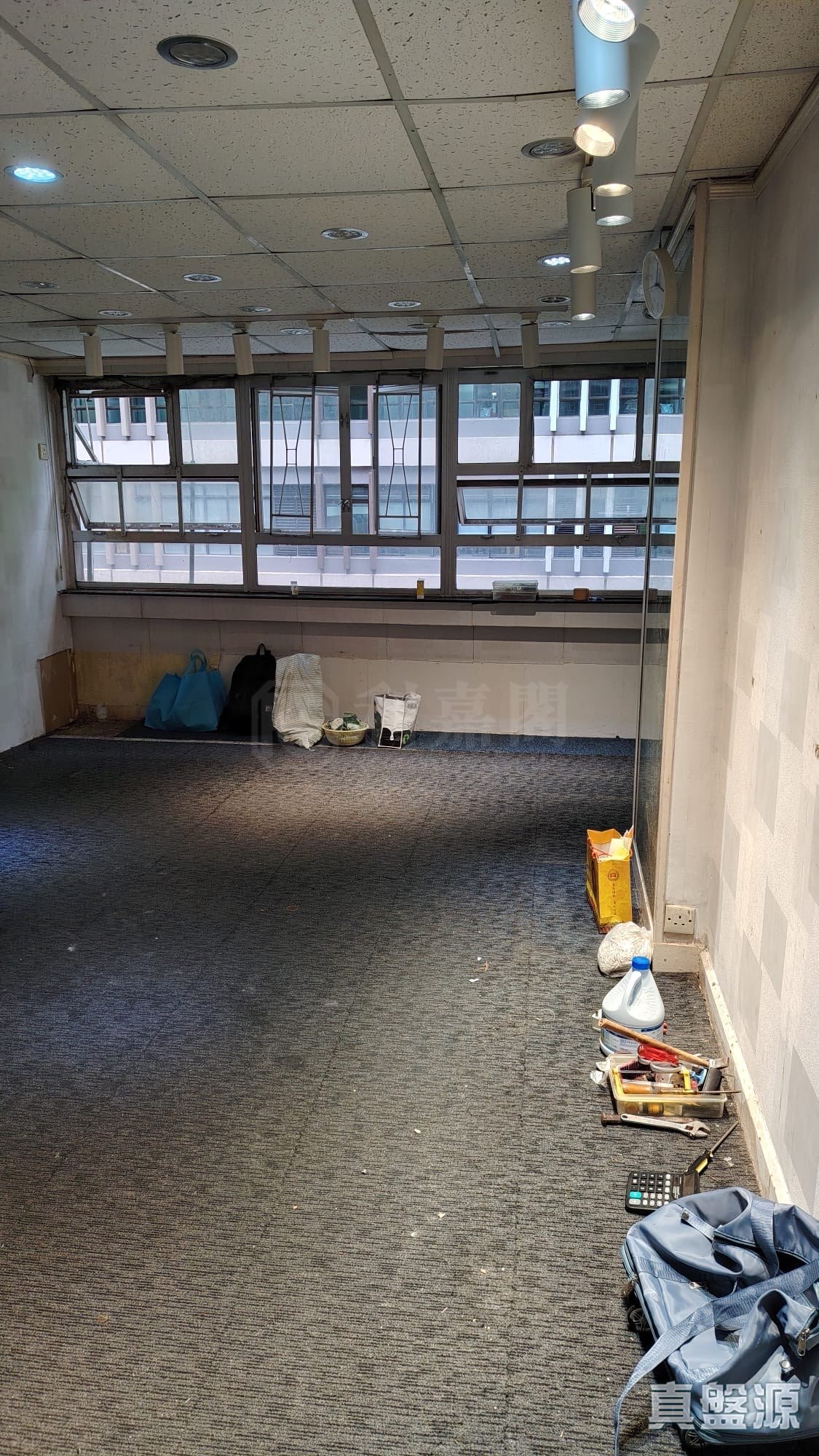 漢中大廈 中層 A室 九龍站/尖沙咀/佐敦