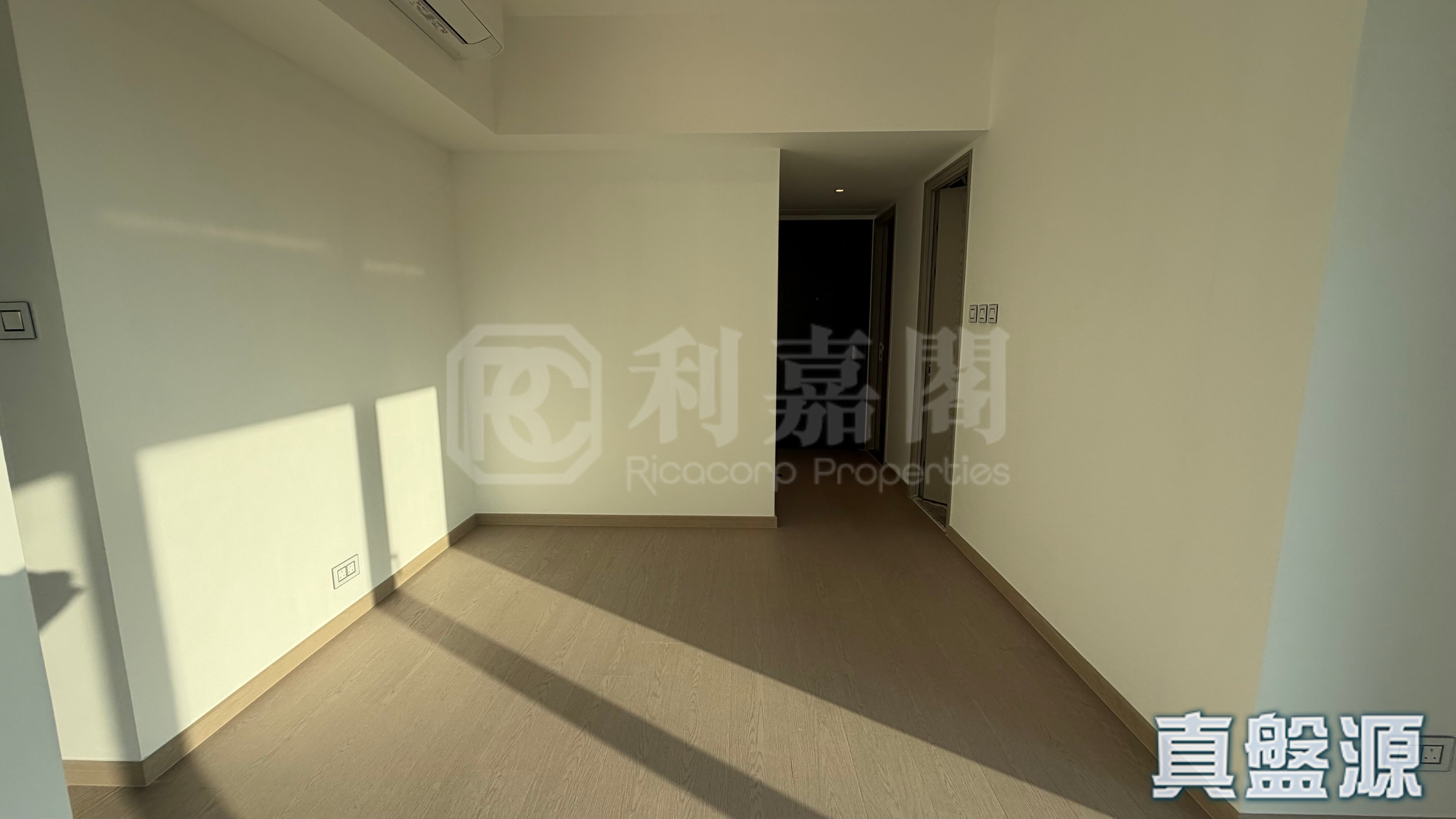 港岛南岸 3B期 BLUE COAST 2座 (2B) 中层 E室 黄竹坑/深湾