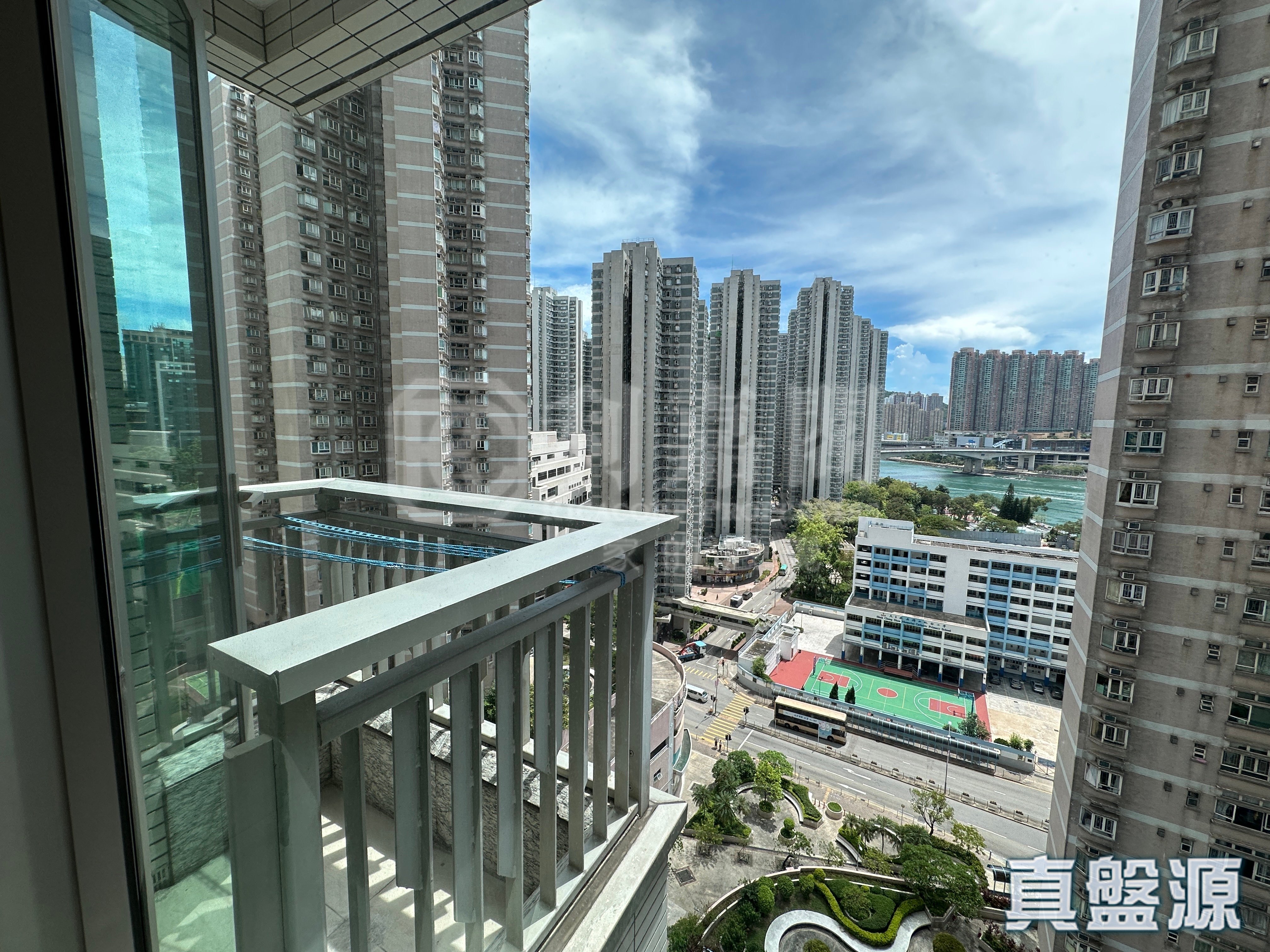 CITY POINT BLOCK 3 Medium Floor Zone Flat F Tsuen Wan