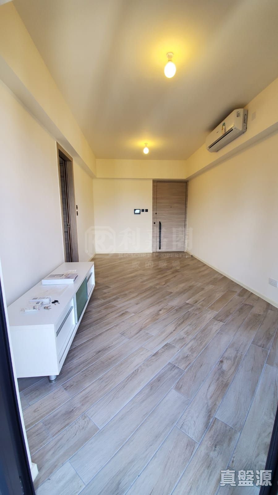 FLEUR PAVILIA TOWER 3 High Floor Zone Flat B North Point/North Point Mid-Levels