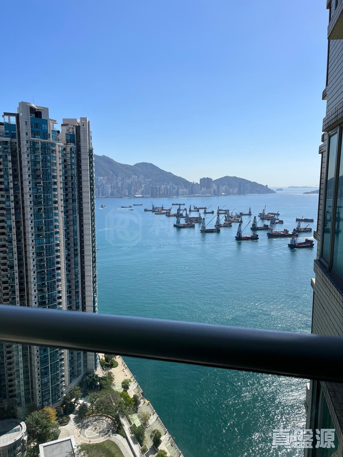 HAMPTON PLACE TOWER 3 High Floor Zone Flat G Olympic Station/Nam Cheong
