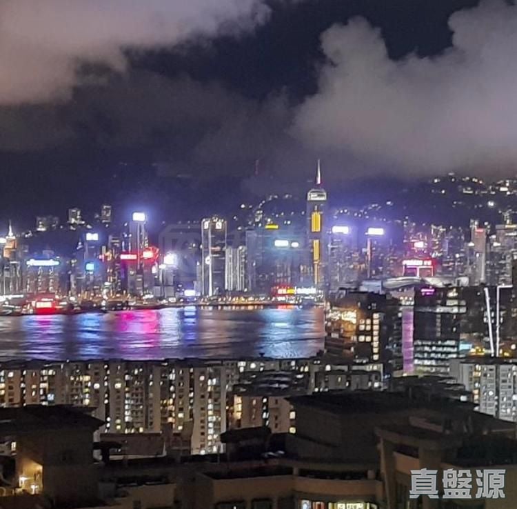 LAGUNA VERDE PHASE 4 LAGUNA GRANDE - Tower 17 Flat F Hung Hom/Whampoa/Laguna Verde