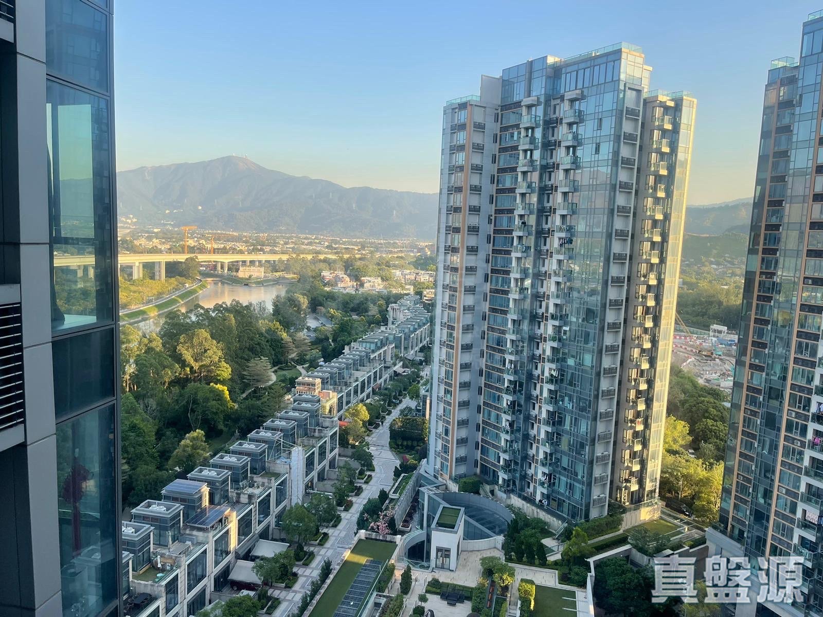 爾巒 茵羅洛斯大道 1座