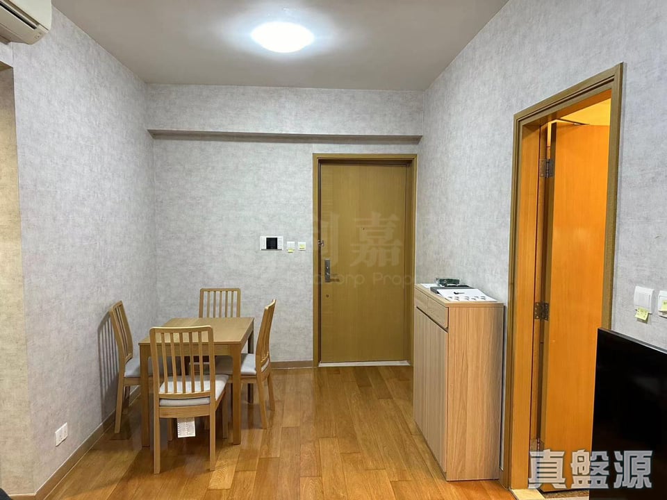 GRAND AUSTIN TOWER 1A High Floor Zone Flat C Kowloon Station/Tsim Sha Tsui/Jordan