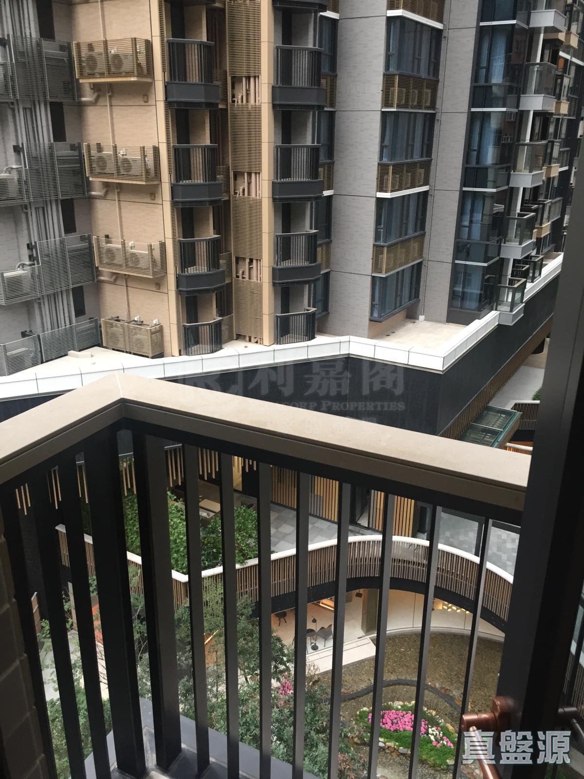 FLEUR PAVILIA TOWER 2 Low Floor Zone Flat A North Point/North Point Mid-Levels