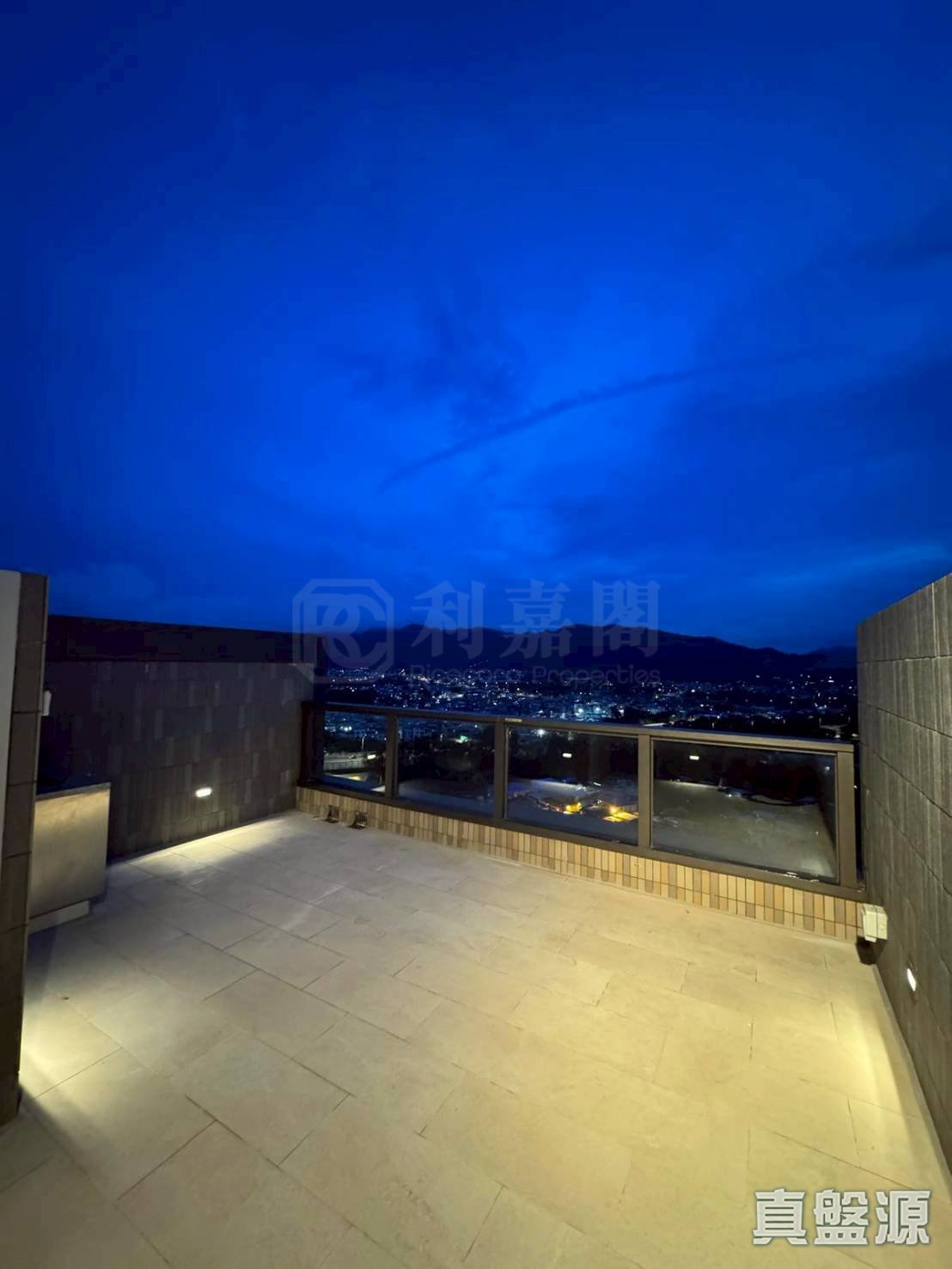 FLORA Very High Floor Zone Flat D Yuen Long