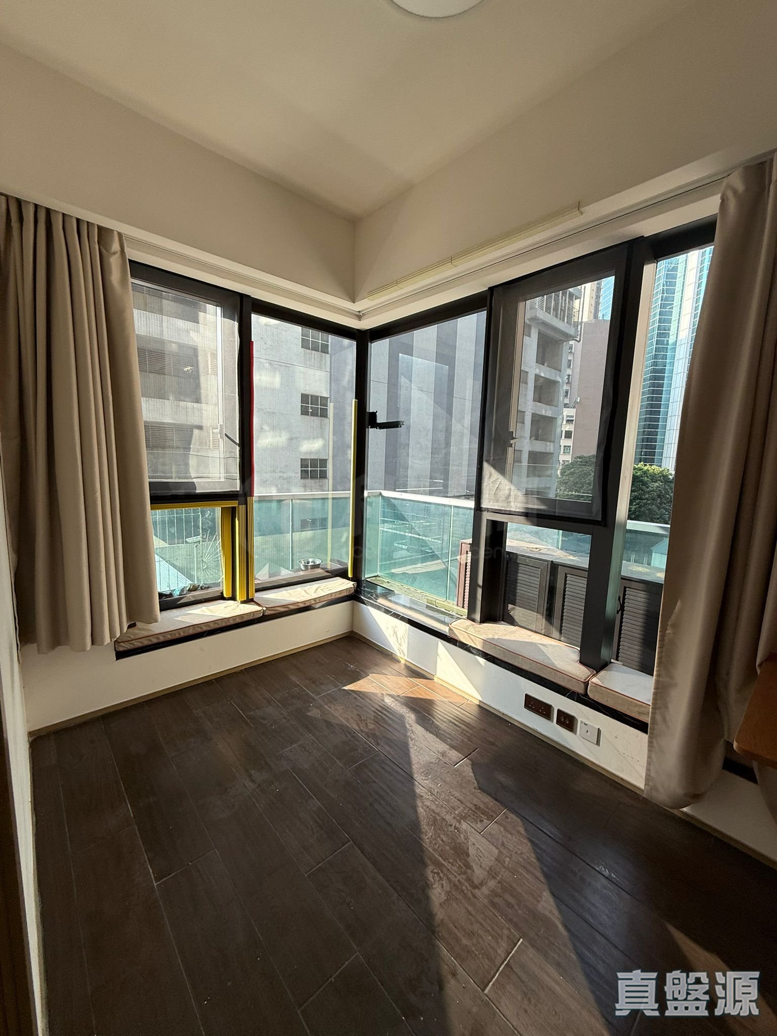 THE CONSONANCE Low Floor Zone Flat D North Point/North Point Mid-Levels