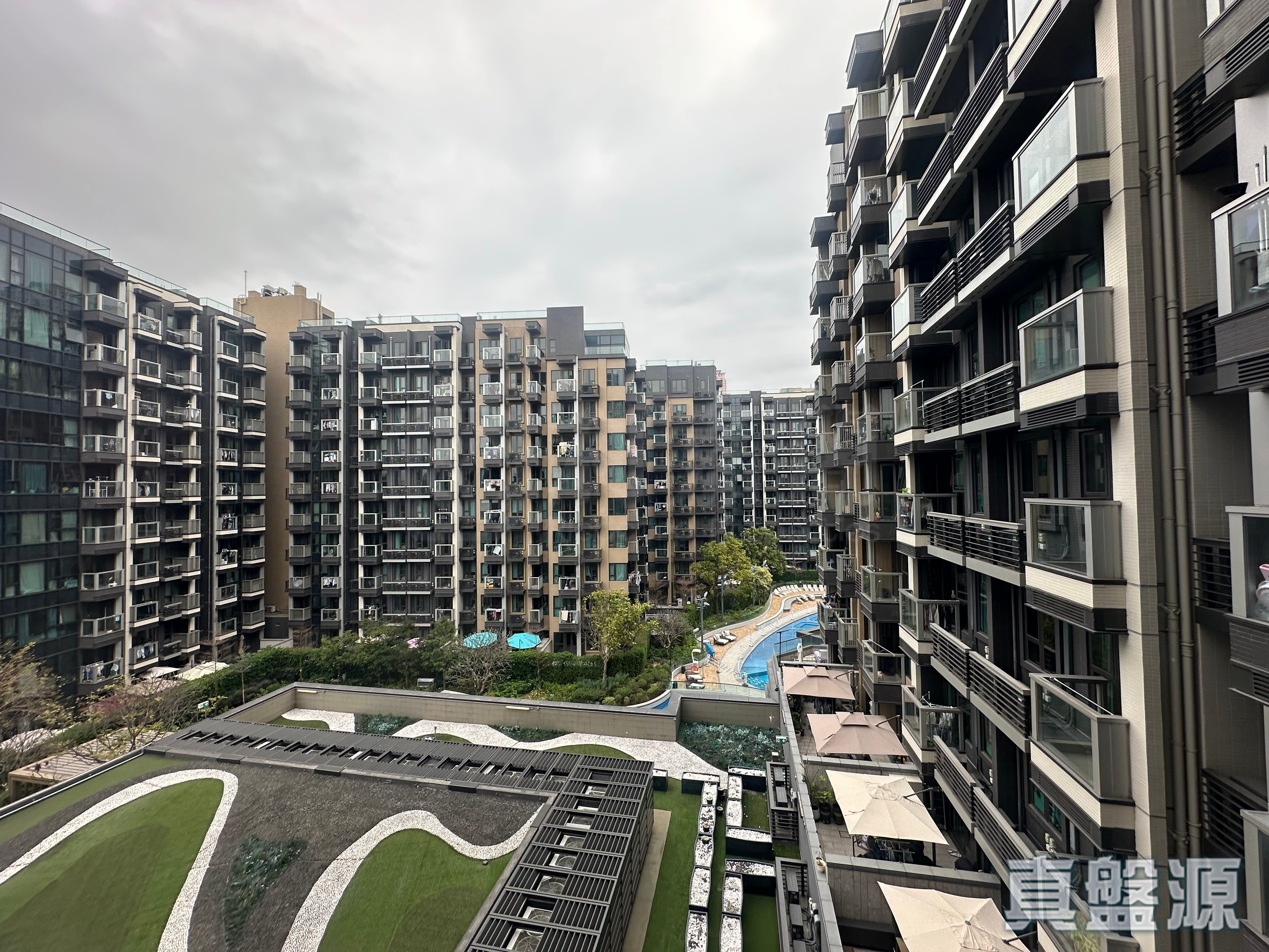 WETLAND SEASONS BAY PHASE 1 - Tower 2a Tin Shui Wai
