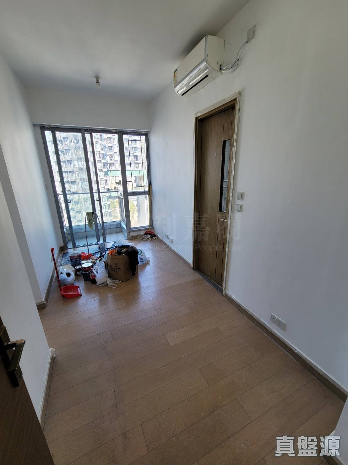 THE REACH TOWER 11 High Floor Zone Flat J Yuen Long