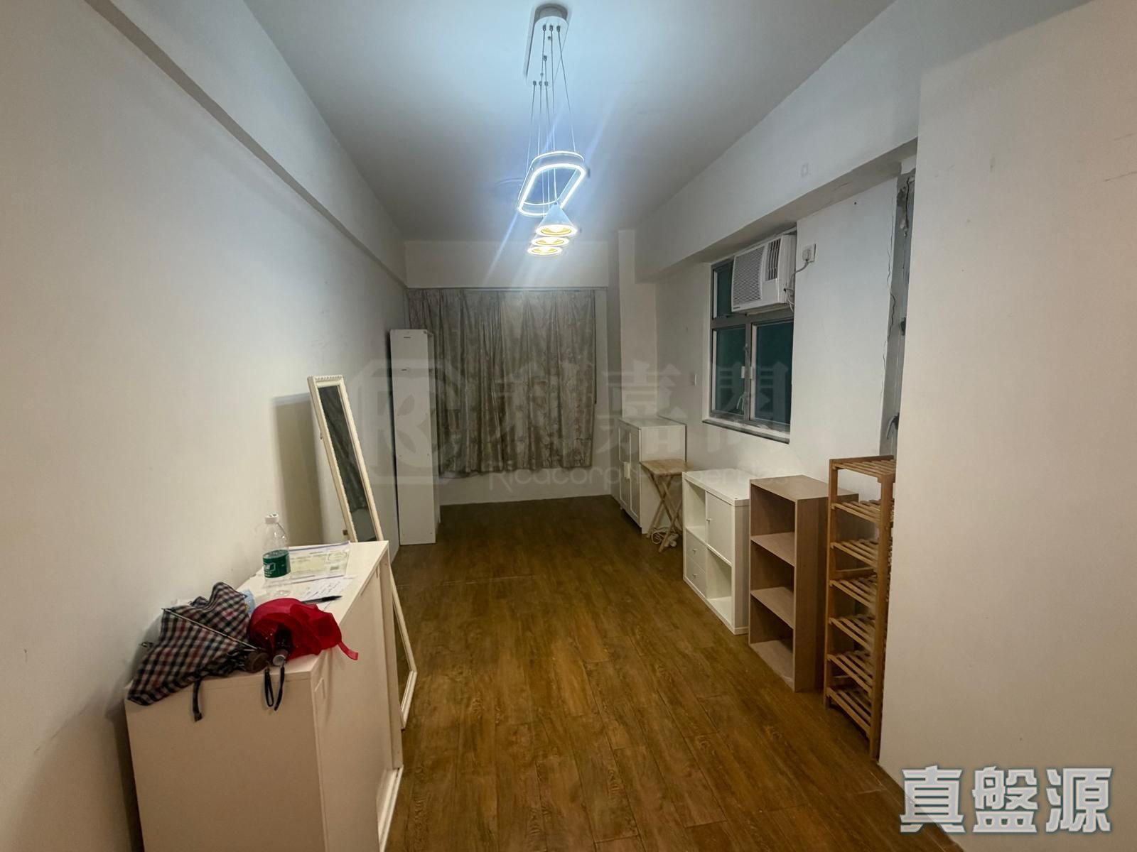 CHEONG FAI MANSION Medium Floor Zone Flat R Mong Kok/Yau Ma Tei