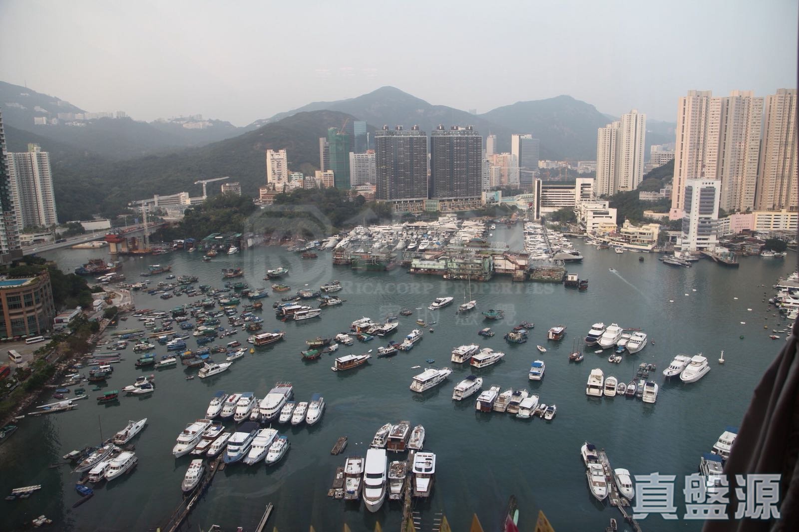 LARVOTTO TOWER 8 High Floor Zone Flat A Ap Lei Chau