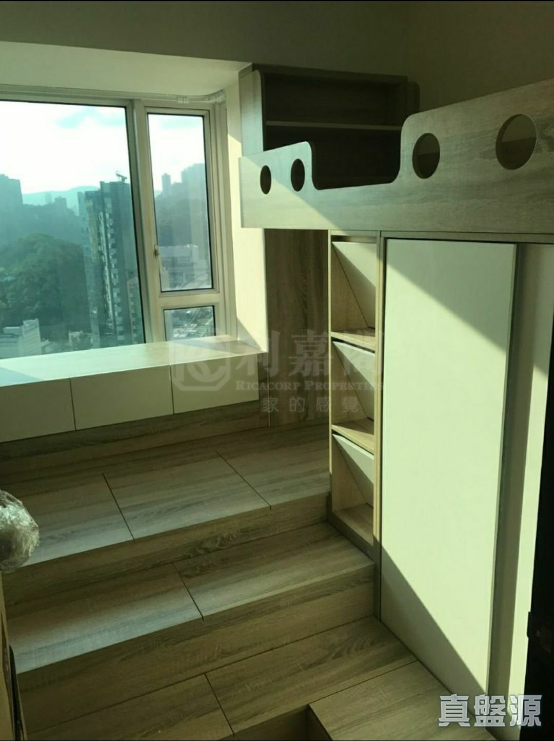 BANYAN GARDEN PHASE 1 - Tower 1 High Floor Zone Flat D West Kowloon