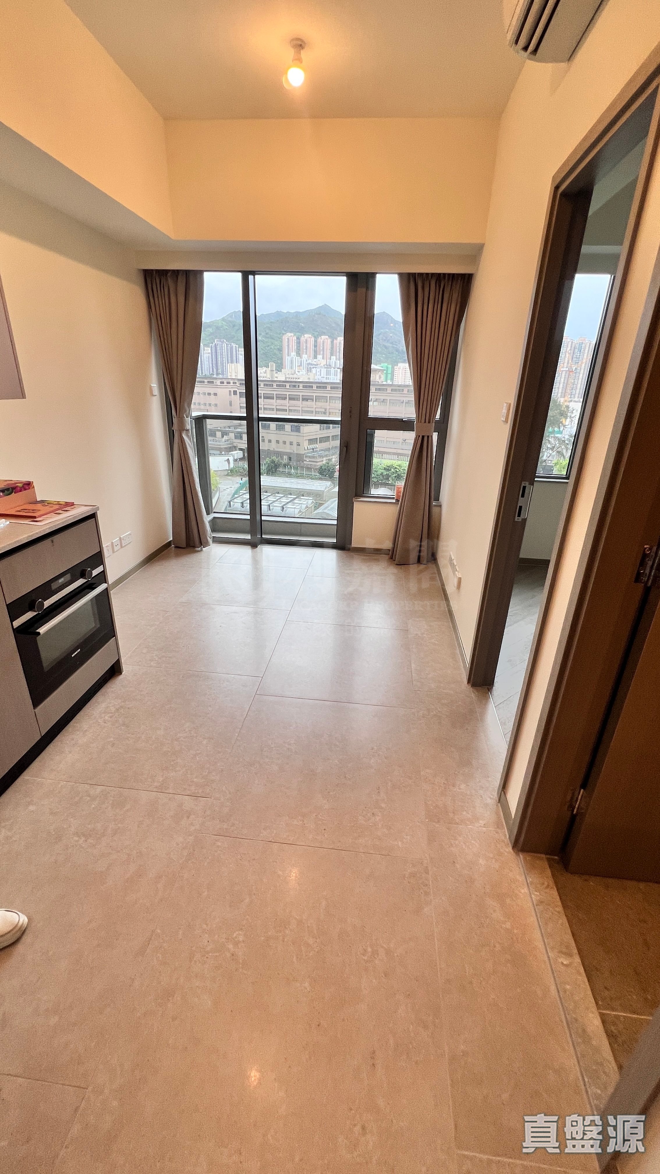 NOVO LAND 3B期 Fiskars 1座 中層 B室 屯門