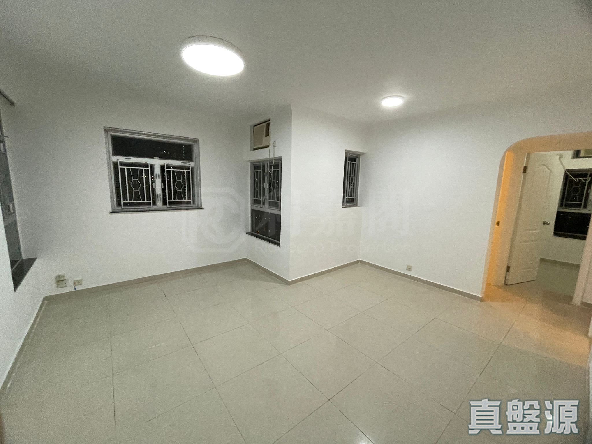 MIAMI BEACH TOWERS TOWER 5 High Floor Zone Flat B Tuen Mun