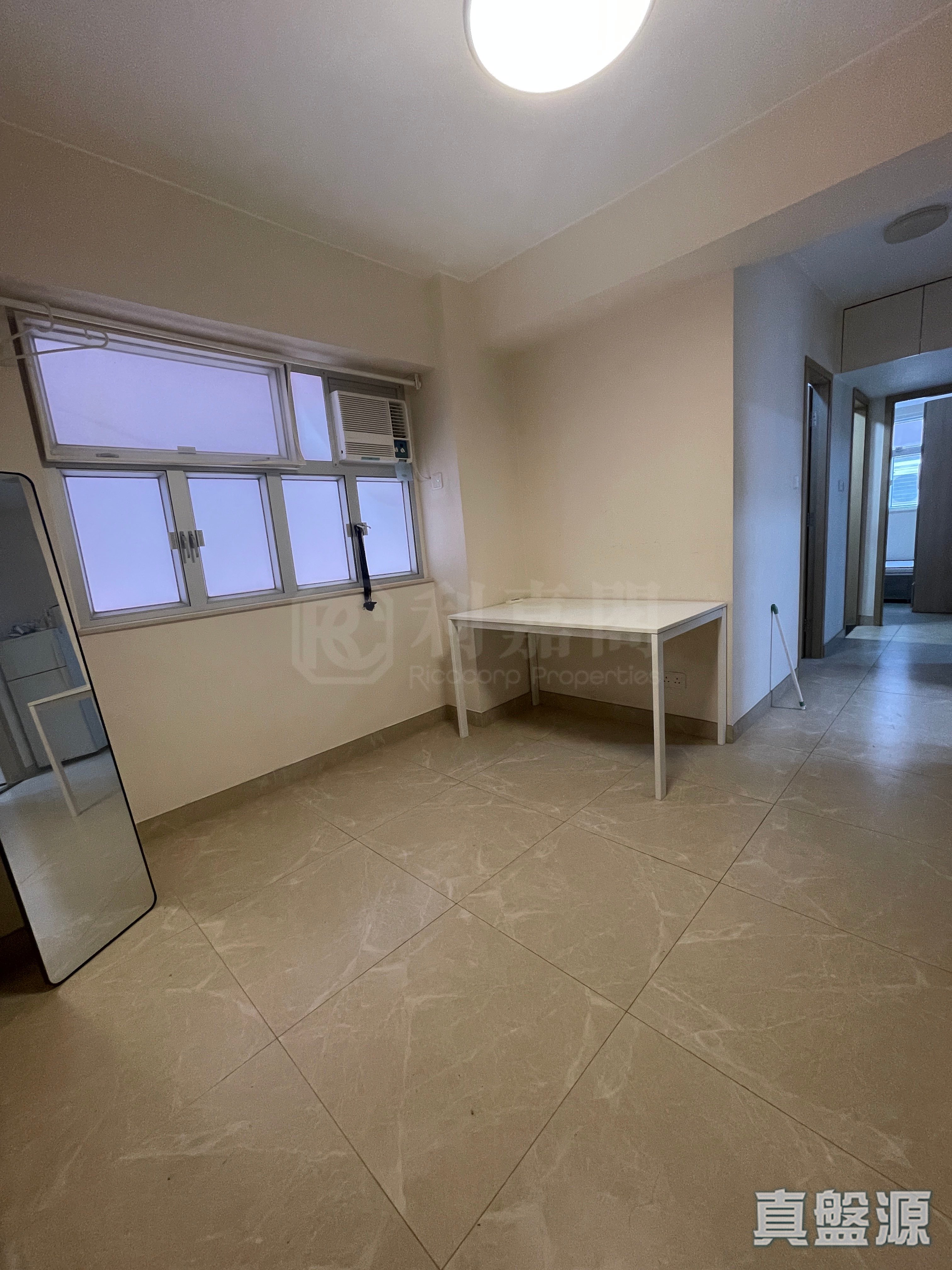 崇廉樓 中層 F室 紅磡/黃埔/海逸