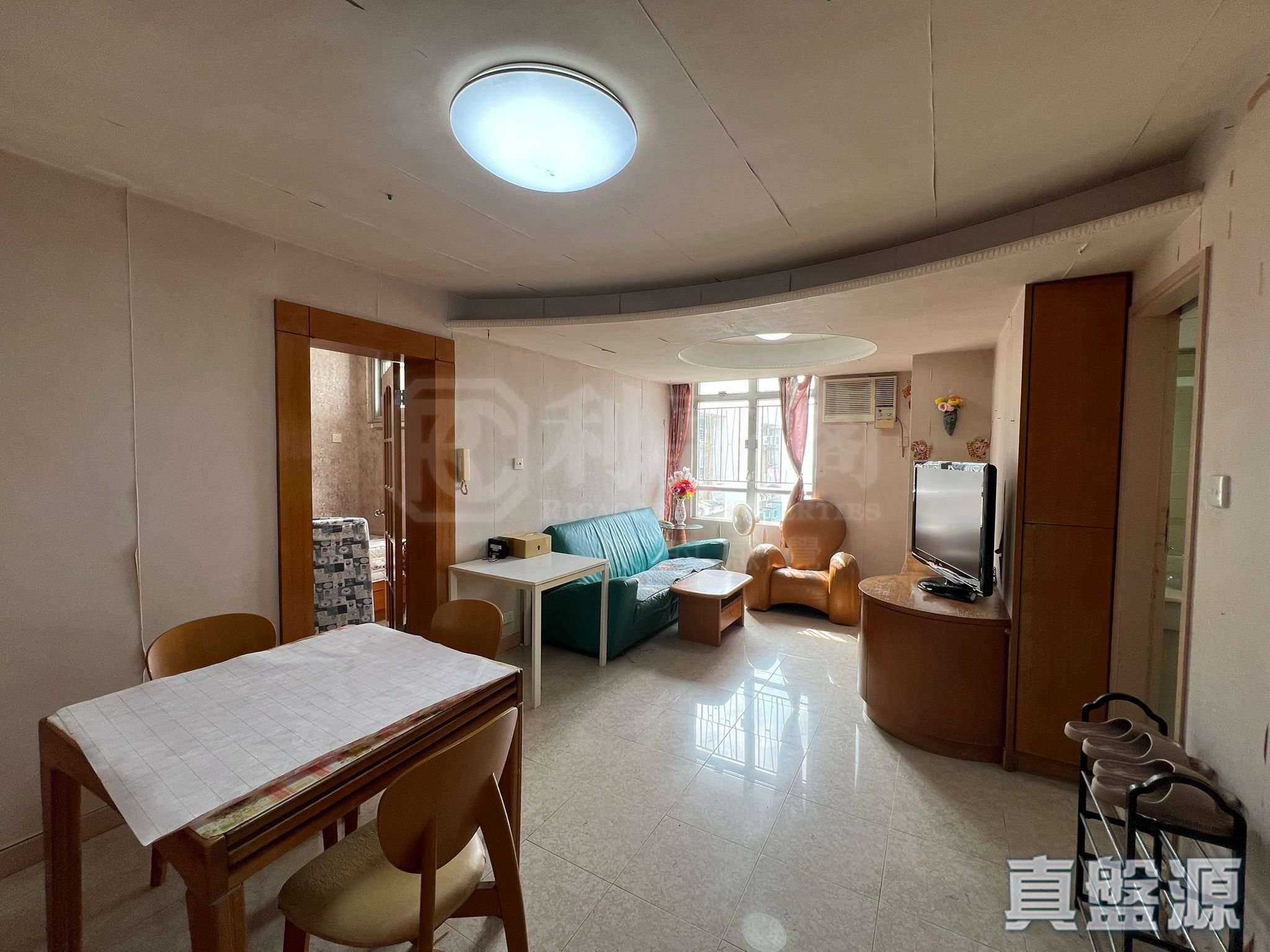 晓丽苑 晓安阁 (E座) 极高层 12室 观塘/蓝田/油塘