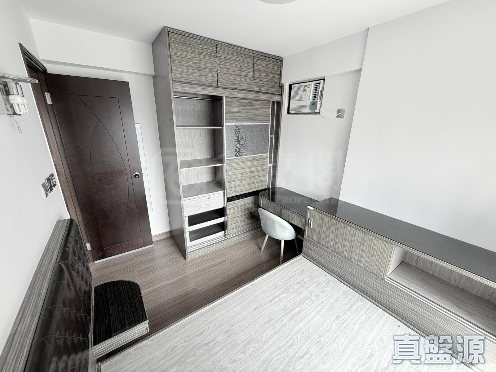 新元朗中心 1座 高層 F室 元朗