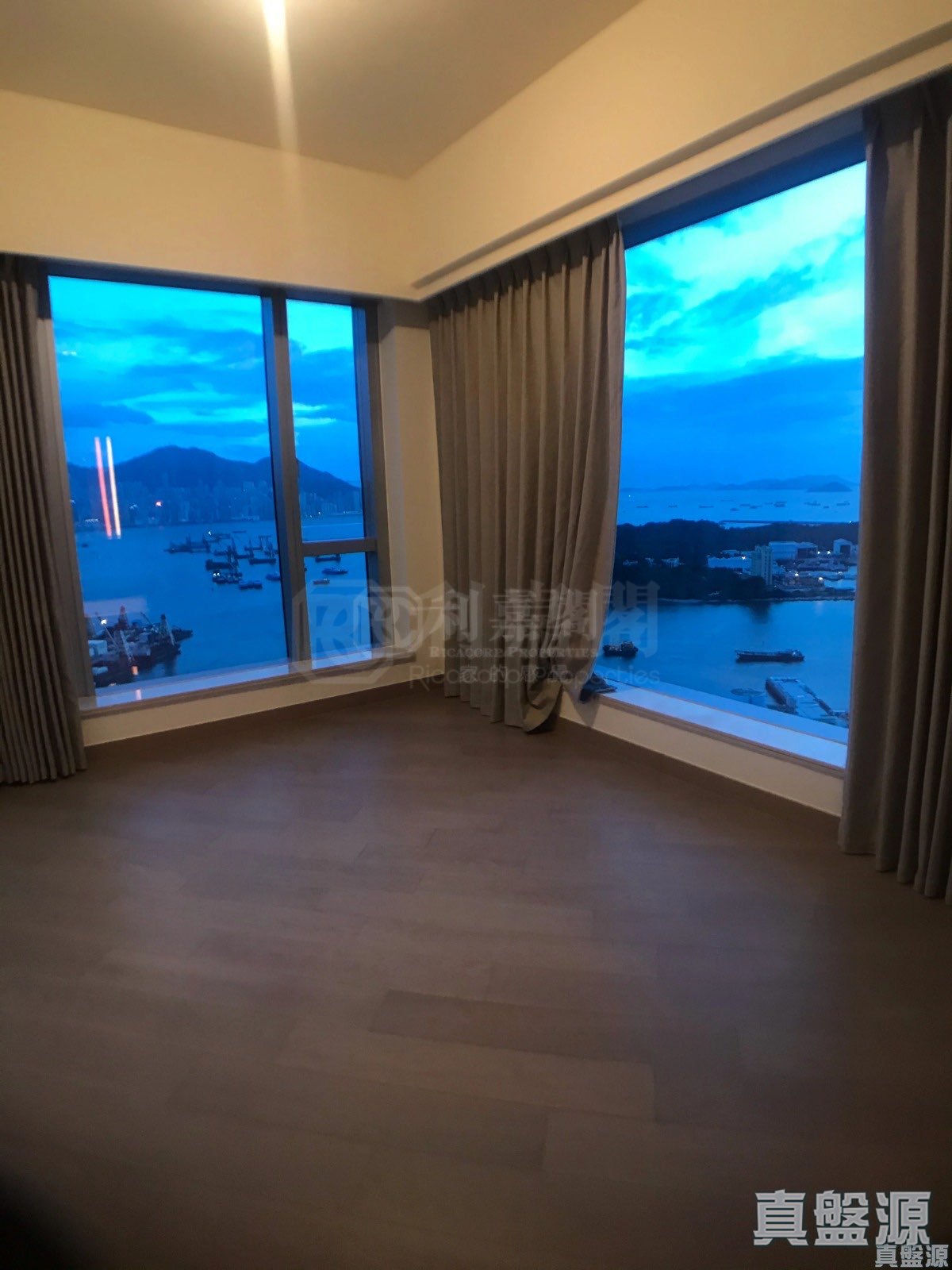 CULLINAN WEST PHASE 5 CULLINAN WEST III - Tower 7 High Floor Zone Flat A Olympic Station/Nam Cheong