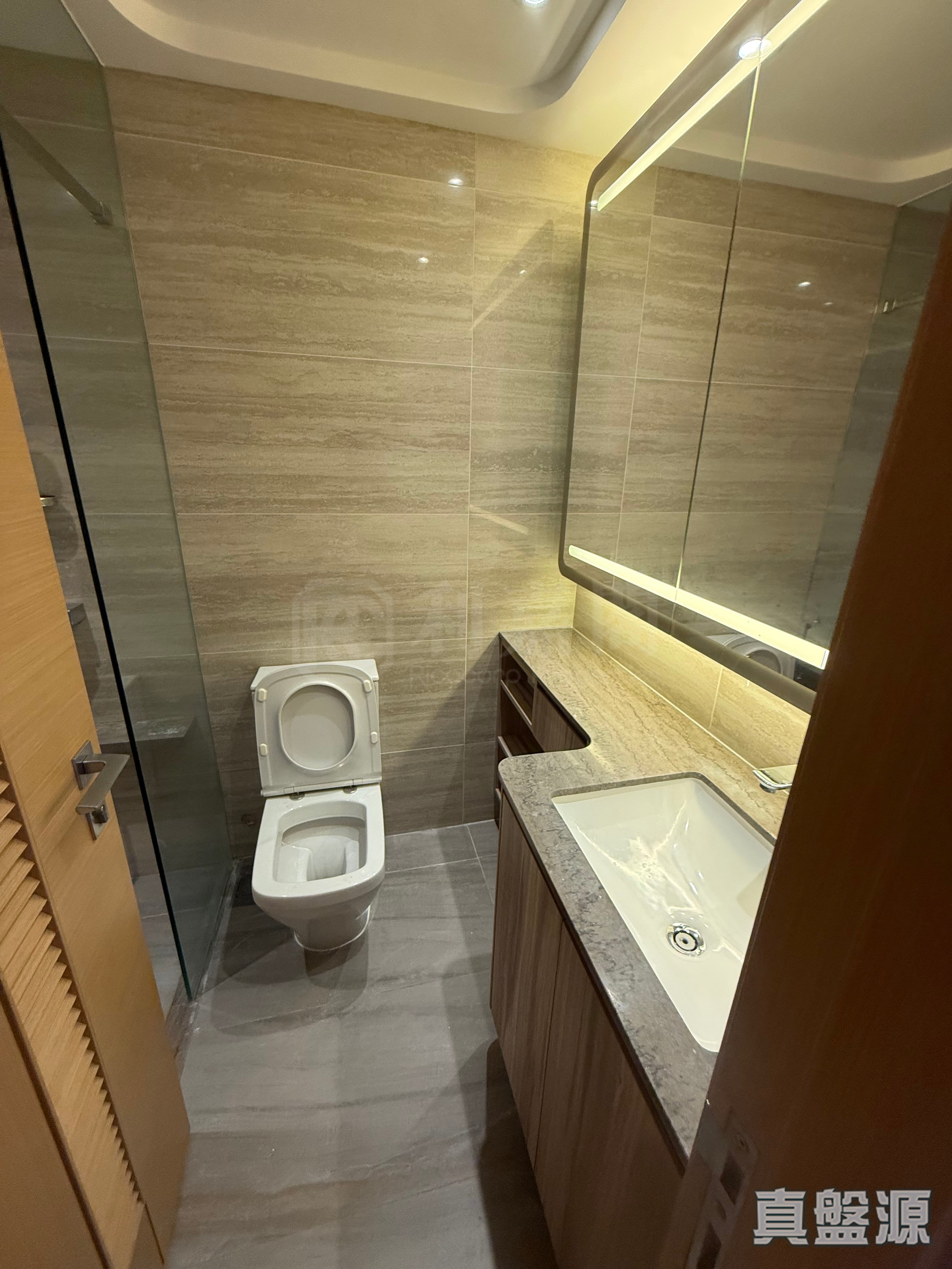 K. CITY TOWER 1 Medium Floor Zone Flat B To Kwa Wan/Kowloon City/Kai Tak/San Po Kong