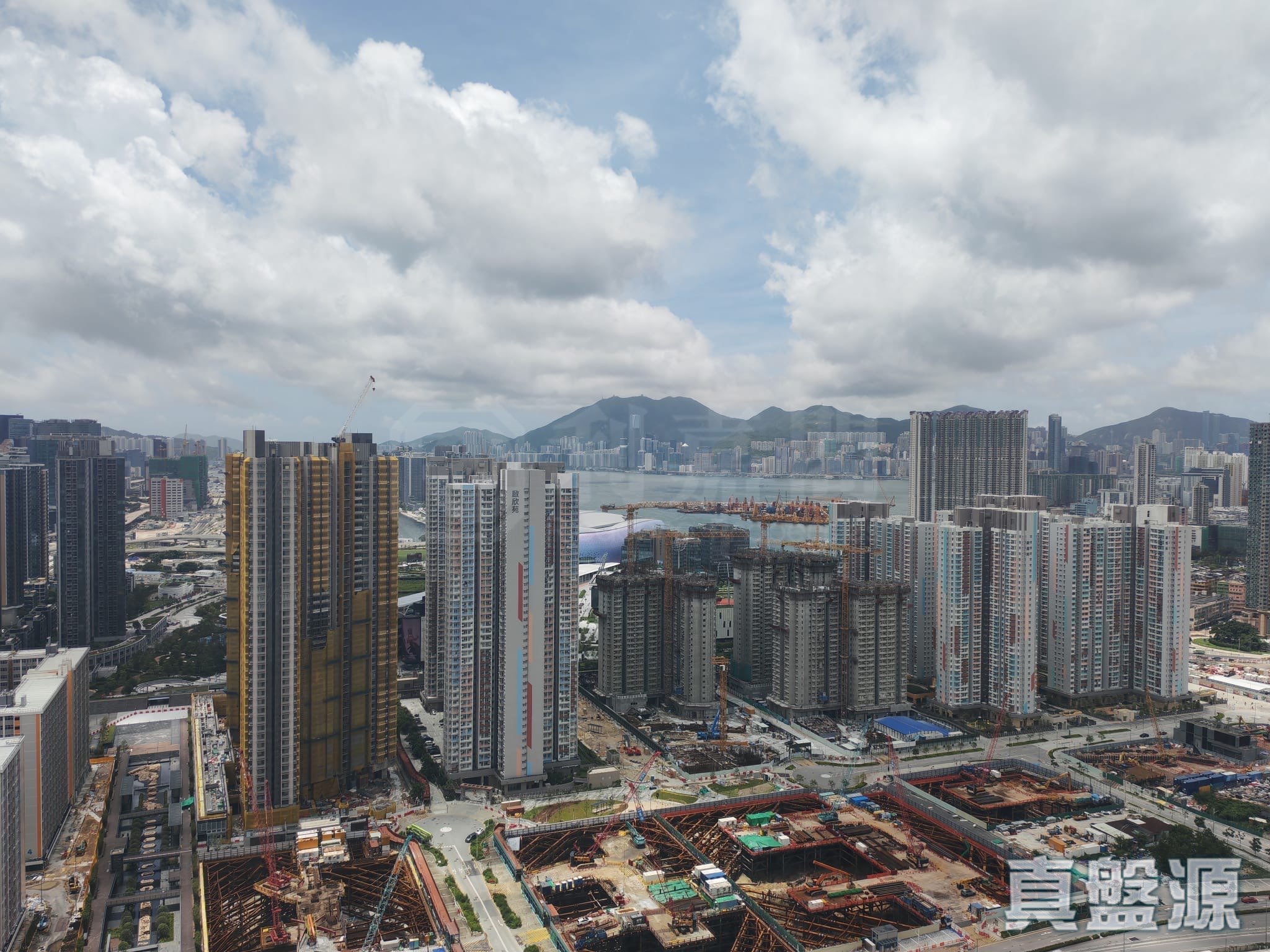 BILLIONNAIRE ROYALE Very High Floor Zone Flat A Kowloon Bay/Ngau Chi Wan/Diamond Hill/Wong Tai Sin