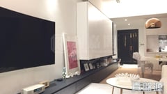 逸瓏灣 II 大廈11座 極高層 D室 大埔