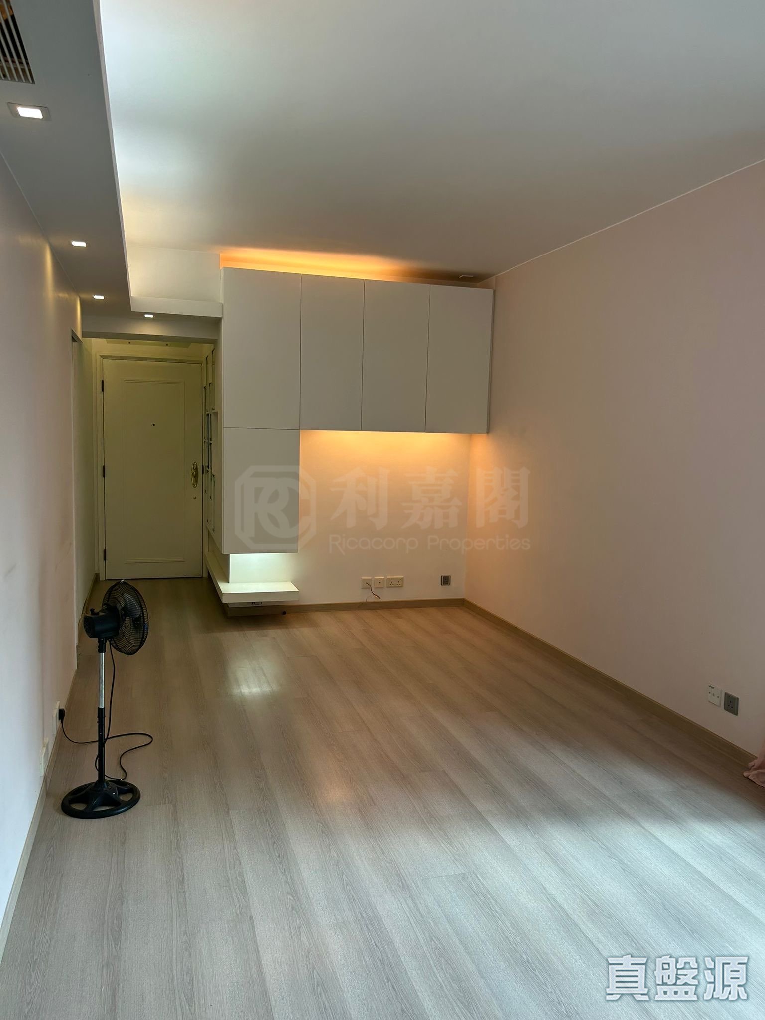 VILLA ESPLANADA PHASE 3 - Block 11 Low Floor Zone Flat F Tsing Yi