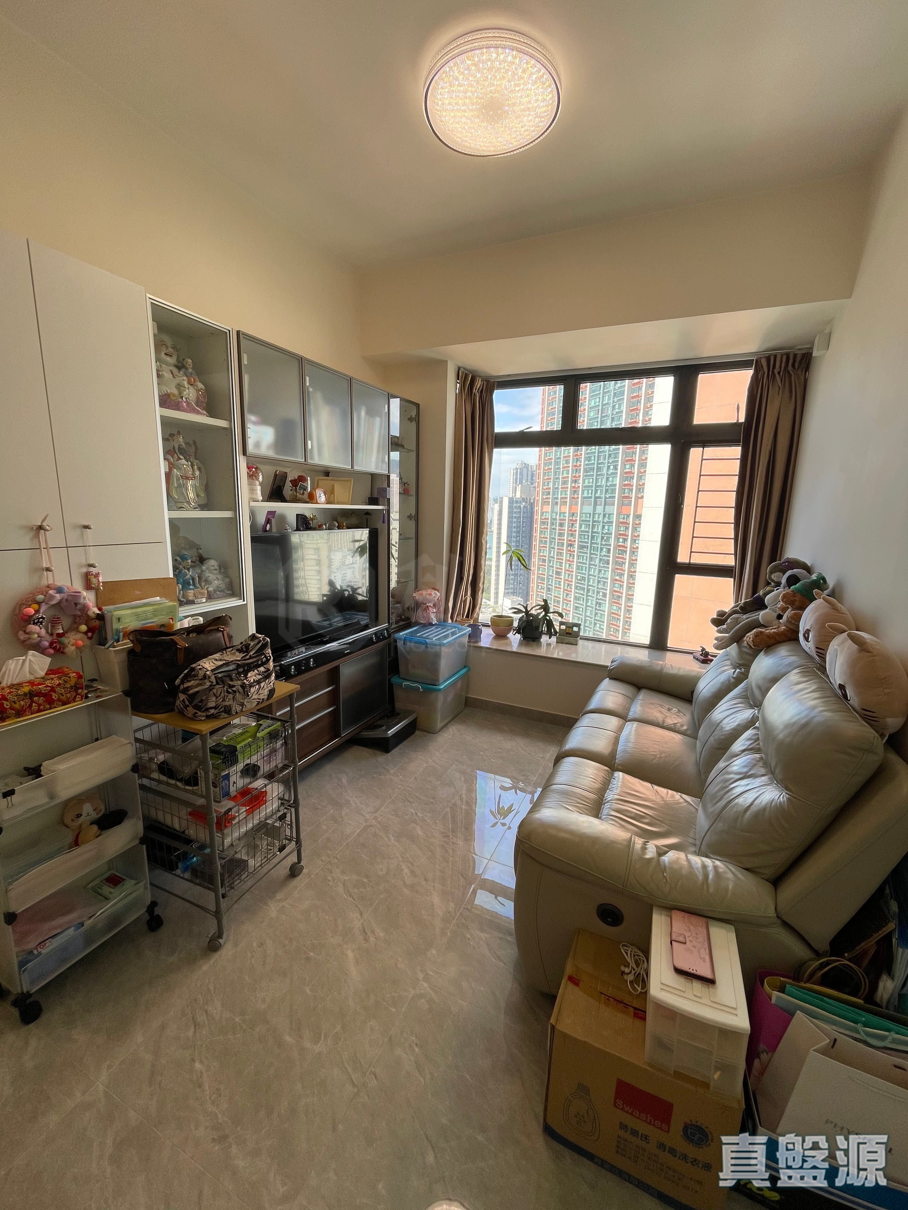 H CUBE High Floor Zone Flat 05 Tsuen Wan