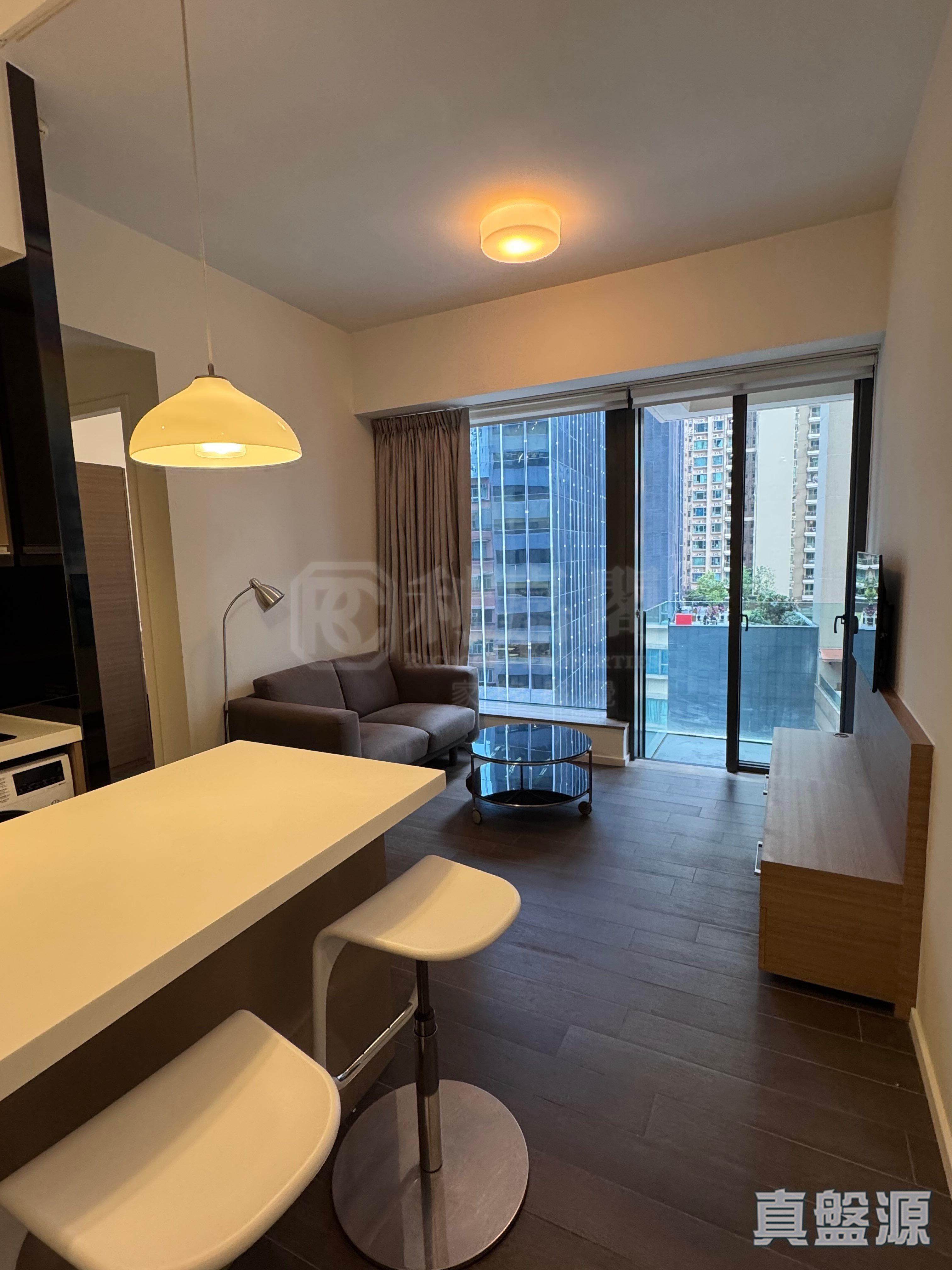 QUEEN'S CUBE Flat A Wan Chai/Causeway Bay