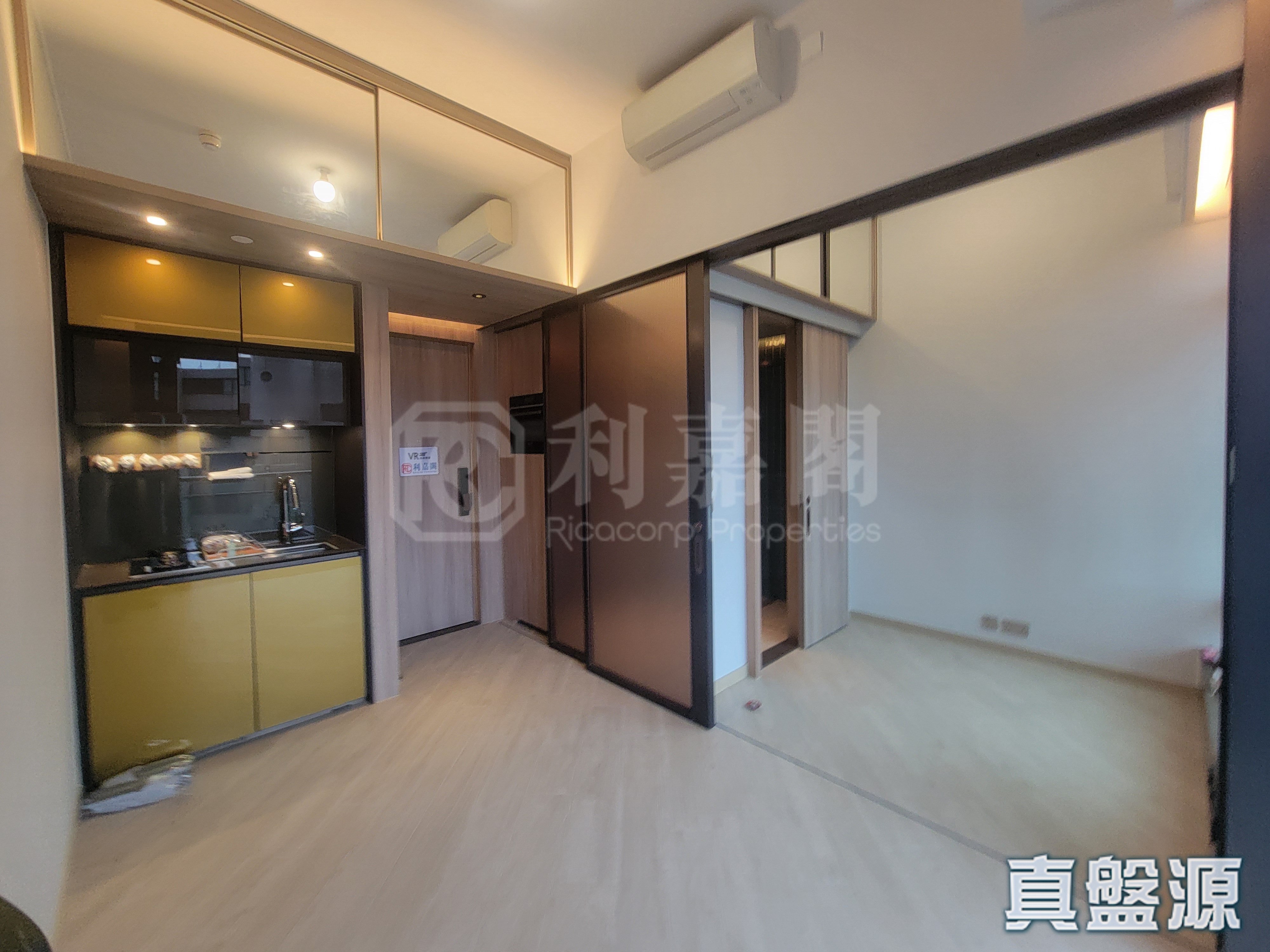GATEWAY．SQUARE MILE Low Floor Zone Flat F Olympic Station/Nam Cheong