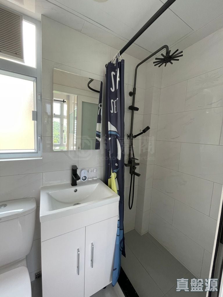 SMITHFIELD TERRACE BLOCK A Very High Floor Zone Flat A3 Central/Sheung Wan/Western District