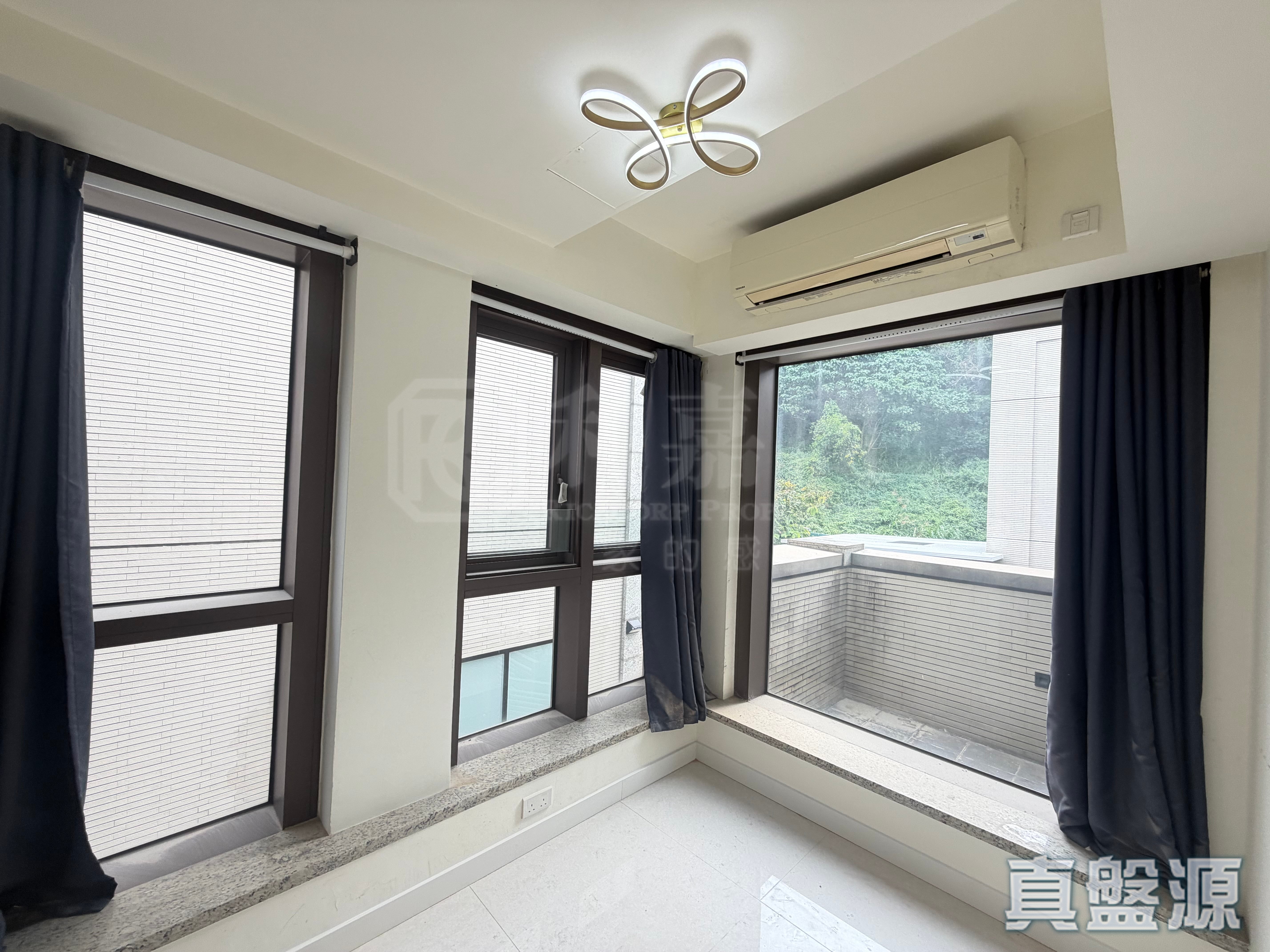 CRESCENDO Fairview Park/Palm Springs/The Vineyard