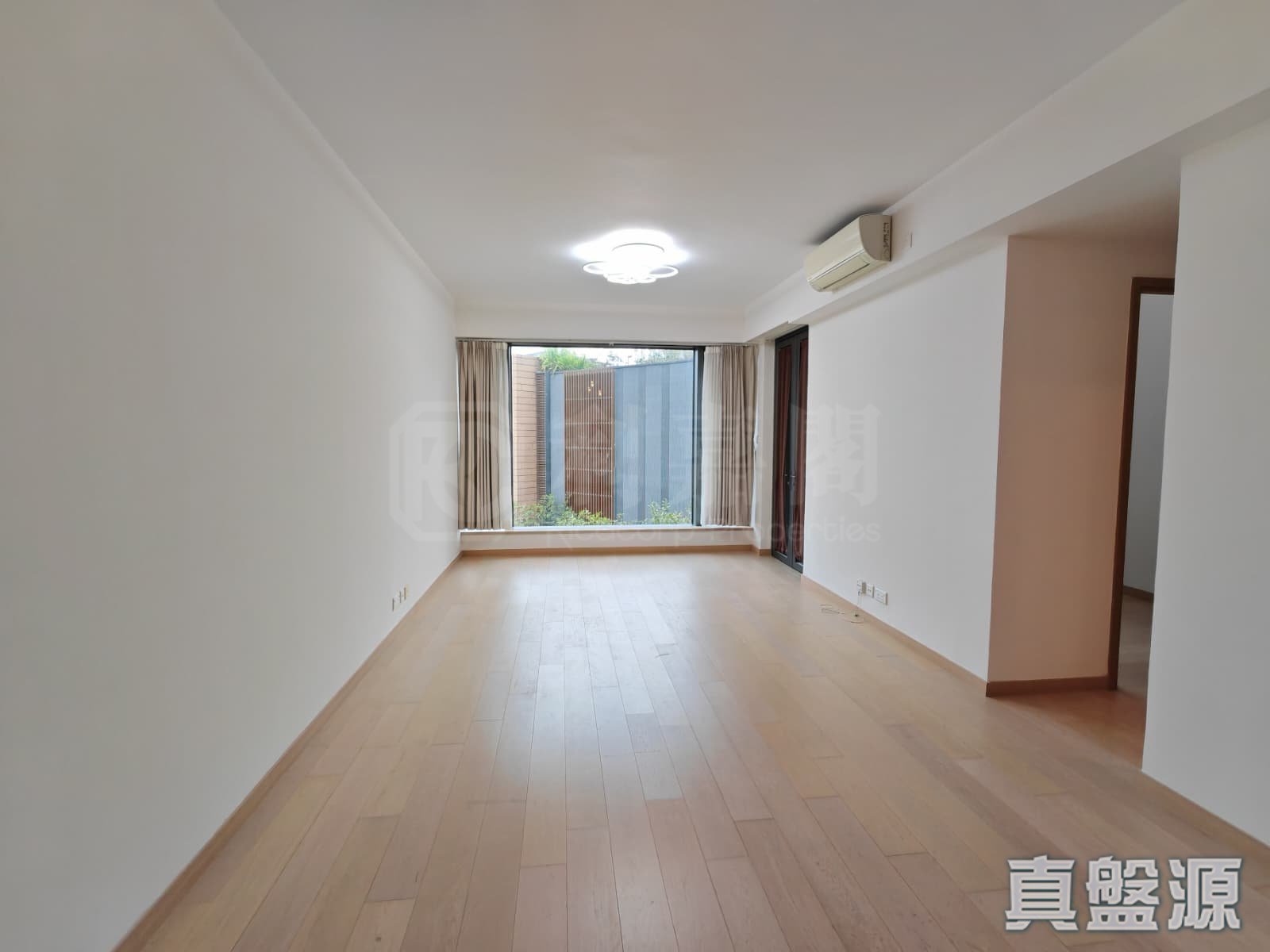 THE BLOOMSWAY THE LAGUNA TOWER 12 Sham Tseng/Castle Peak Road