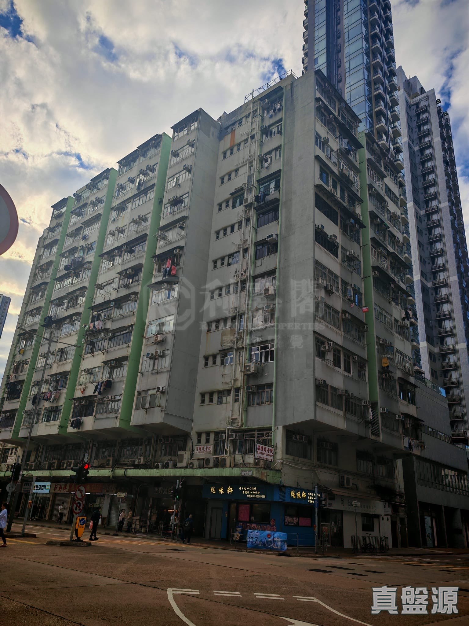 CHEONG YUEN BUILDING Very High Floor Zone Flat L West Kowloon