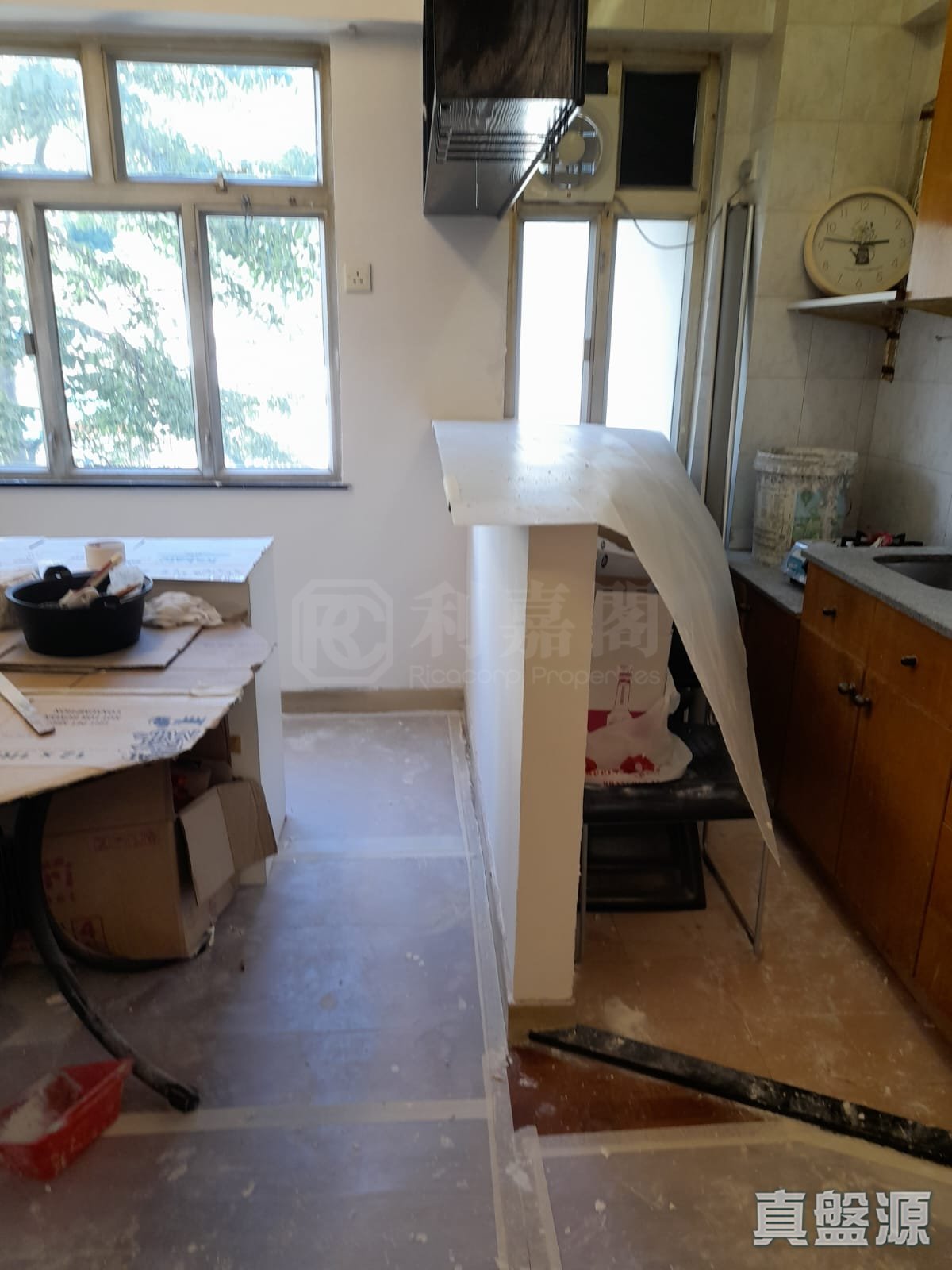 LOOK YUEN Medium Floor Zone Flat A Tuen Mun