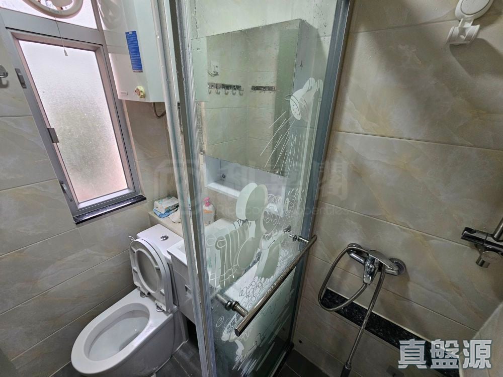TSUEN WAN CENTRE BLOCK 19 (SHENYANG HOUSE) Medium Floor Zone Flat E Tsuen Wan