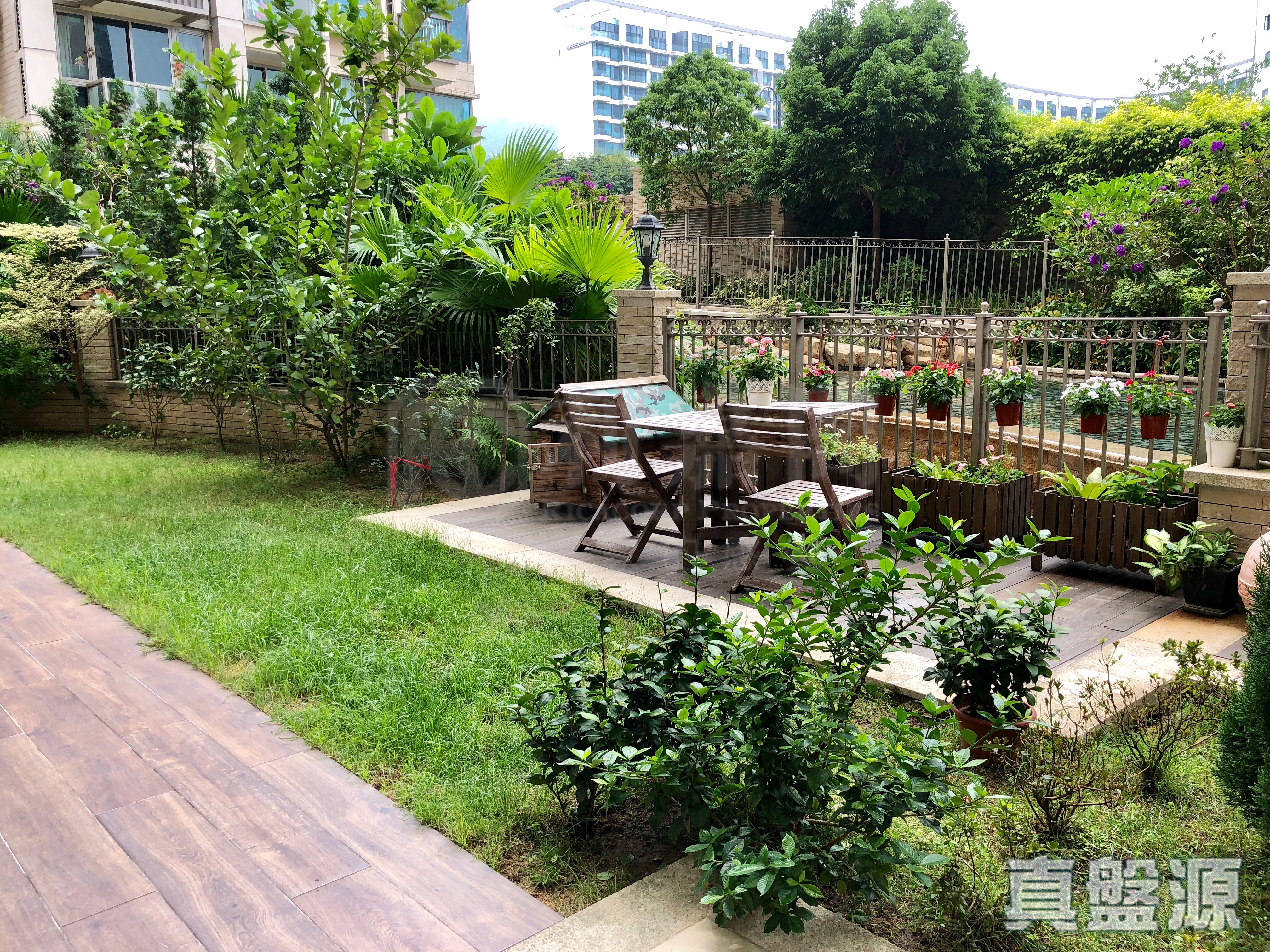 逸珑湾 II 大厦10座 低层 D室 大埔