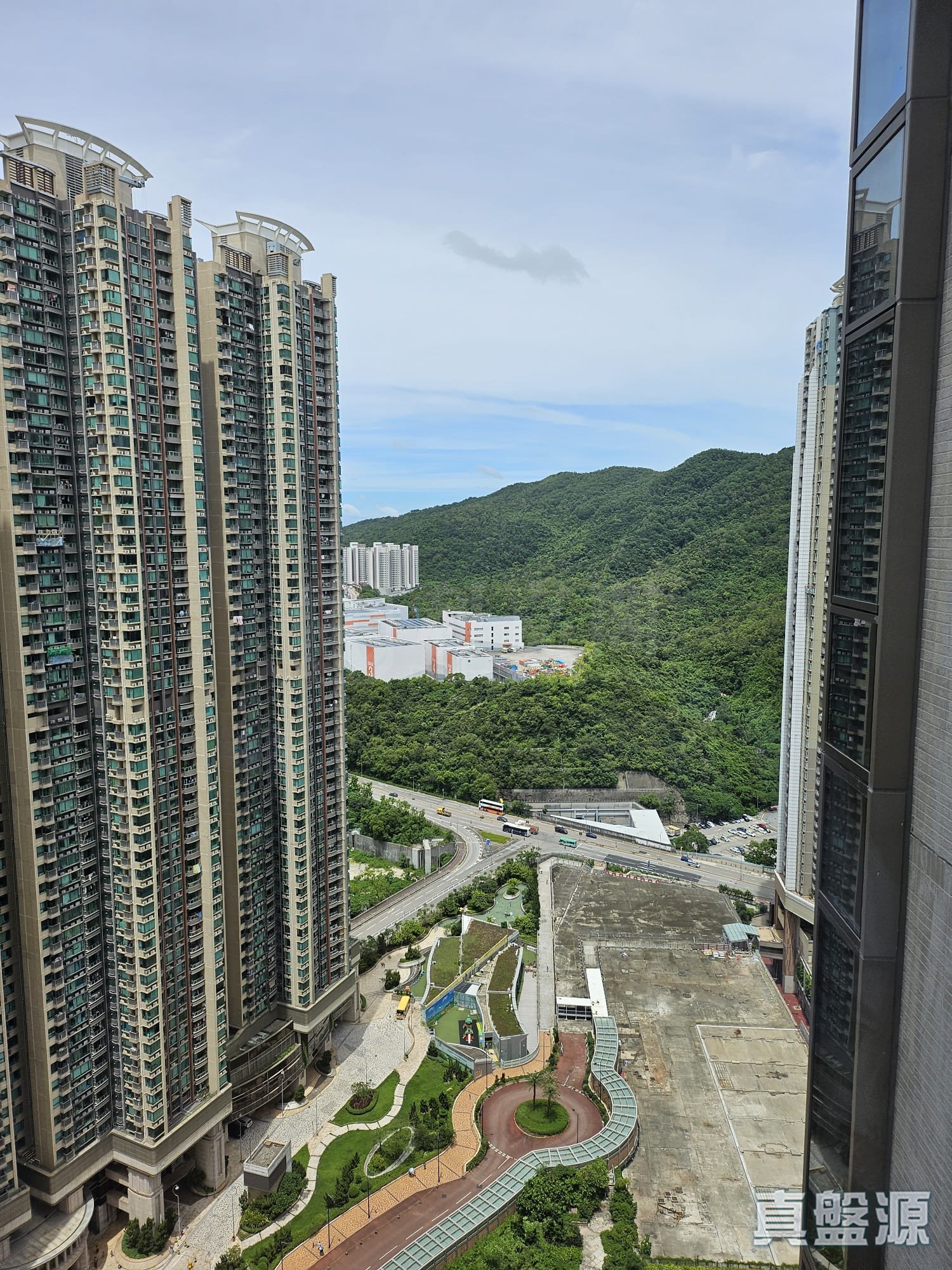 LOHAS PARK PHASE 11C VILLA GARDA II - Tower 2 (2a) Medium Floor Zone Flat E Tseung Kwan O
