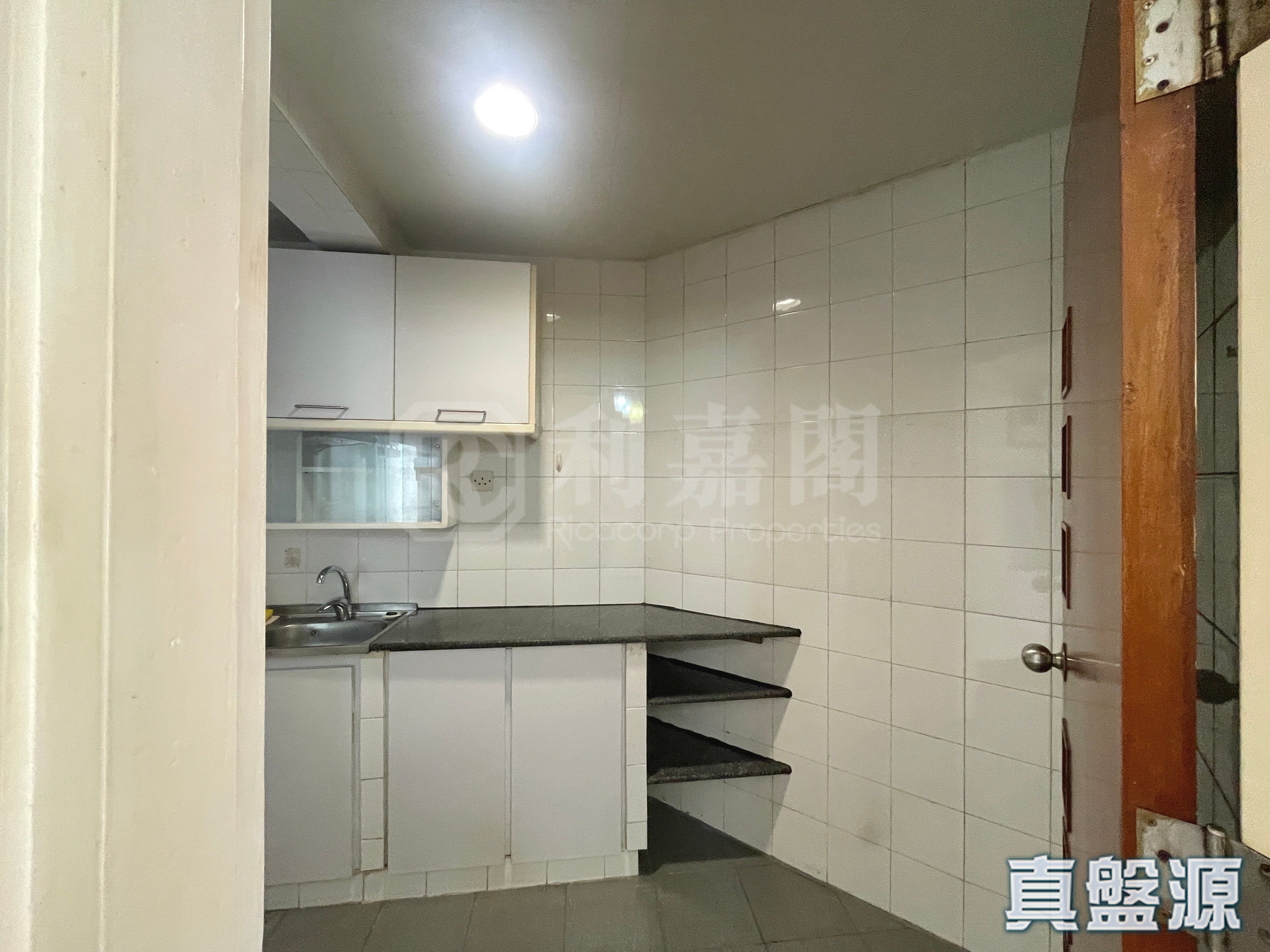丽港城 2期 29座 高层 F室 观塘/蓝田/油塘