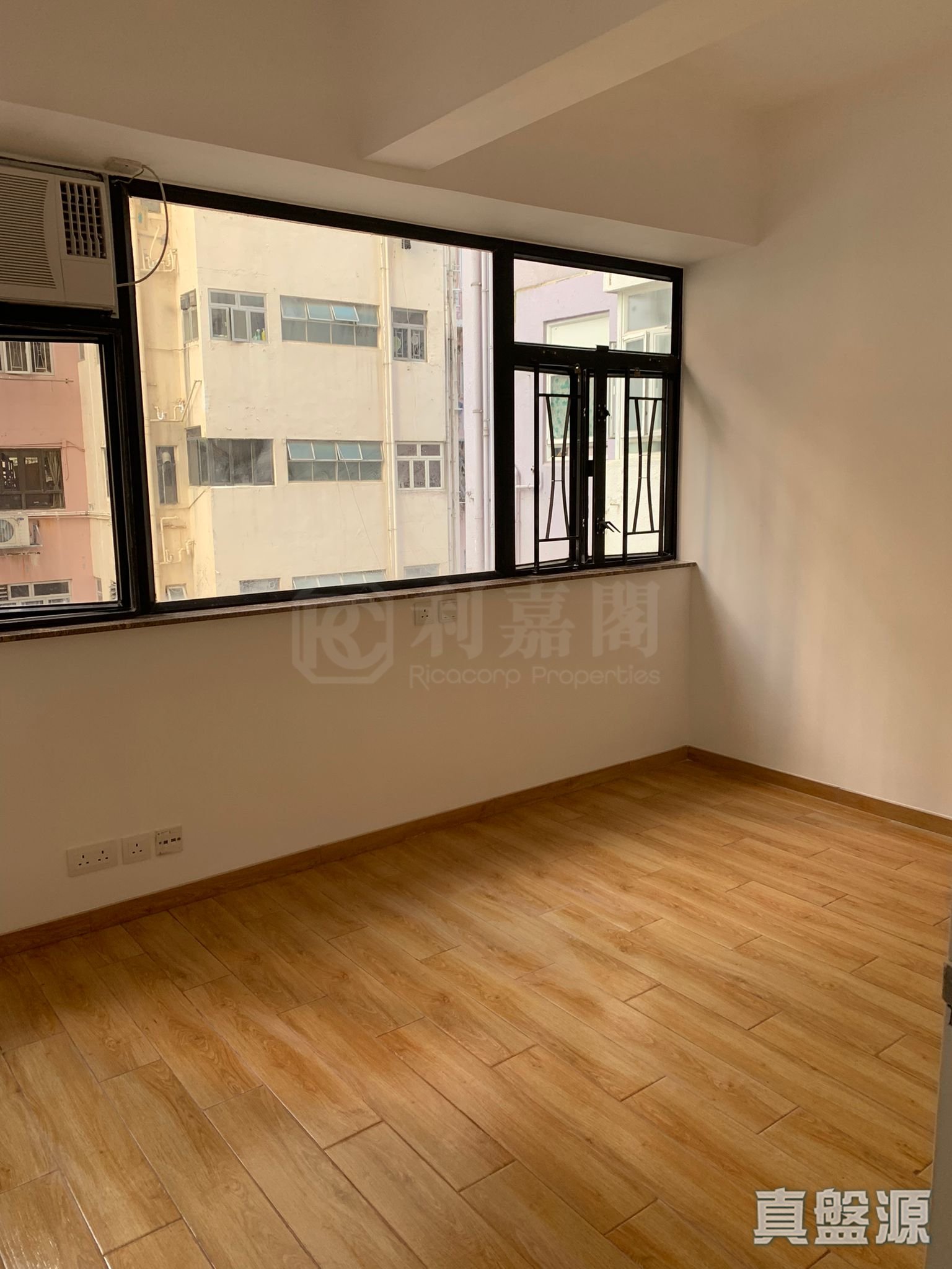 青云大厦 中层 D室 北角/北角半山