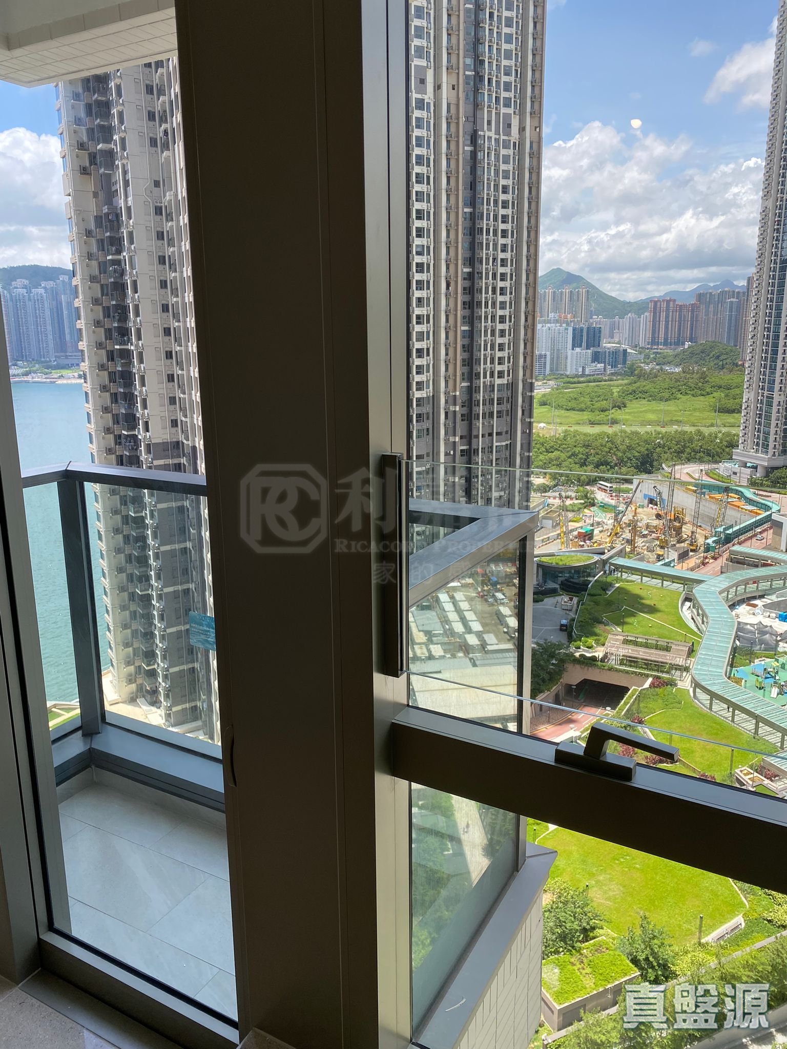 LOHAS PARK PHASE 9C OCEAN MARINI - Tower 1 (1a) Medium Floor Zone Flat D Tseung Kwan O